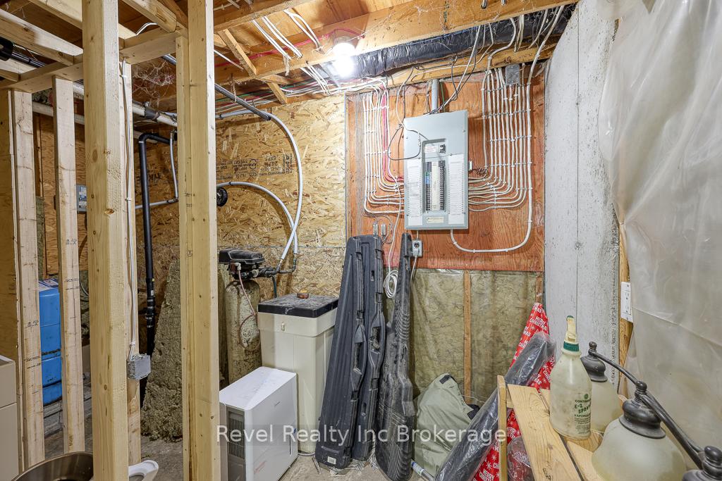 Photo 65 of 11776 Tracey Street, Malahide, Springfield — HOMEH