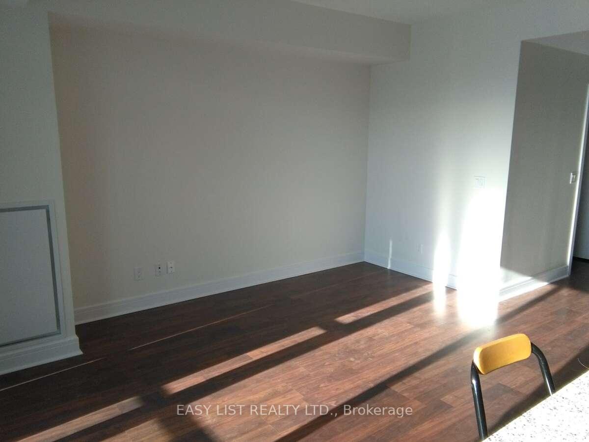 Photo 6 of Unit 308, 35 Brian Peck Crescent, Toronto, Thorncliffe Park — HOMEH