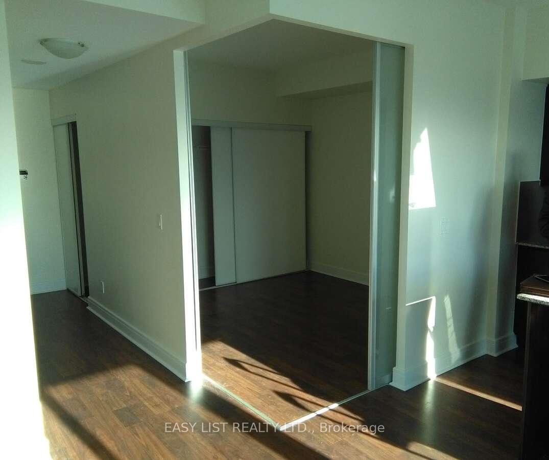 Photo 7 of Unit 308, 35 Brian Peck Crescent, Toronto, Thorncliffe Park — HOMEH