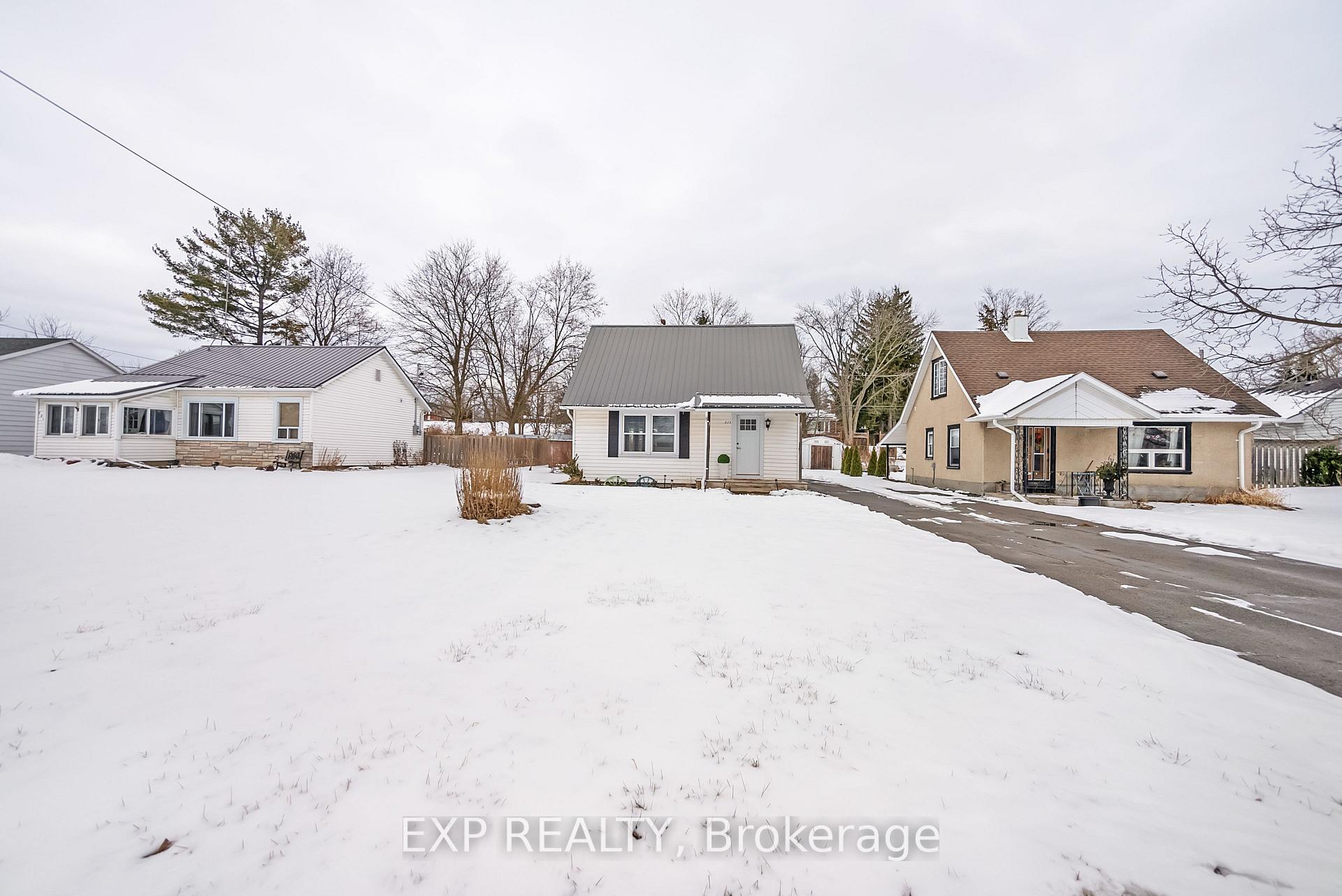 Photo 5 of 215 North Street, Stirling-Rawdon, Stirling Ward — HOMEH