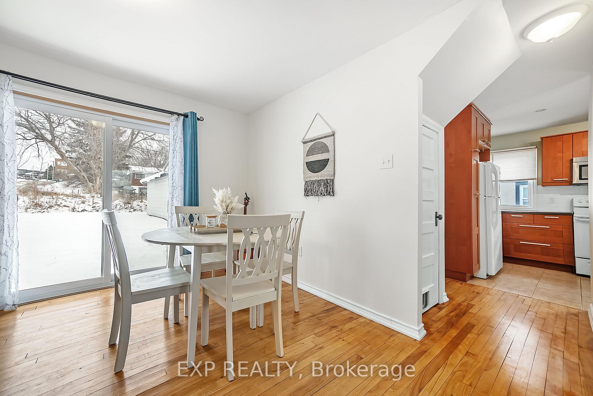 Photo 13 of 215 North Street, Stirling-Rawdon, Stirling Ward — HOMEH