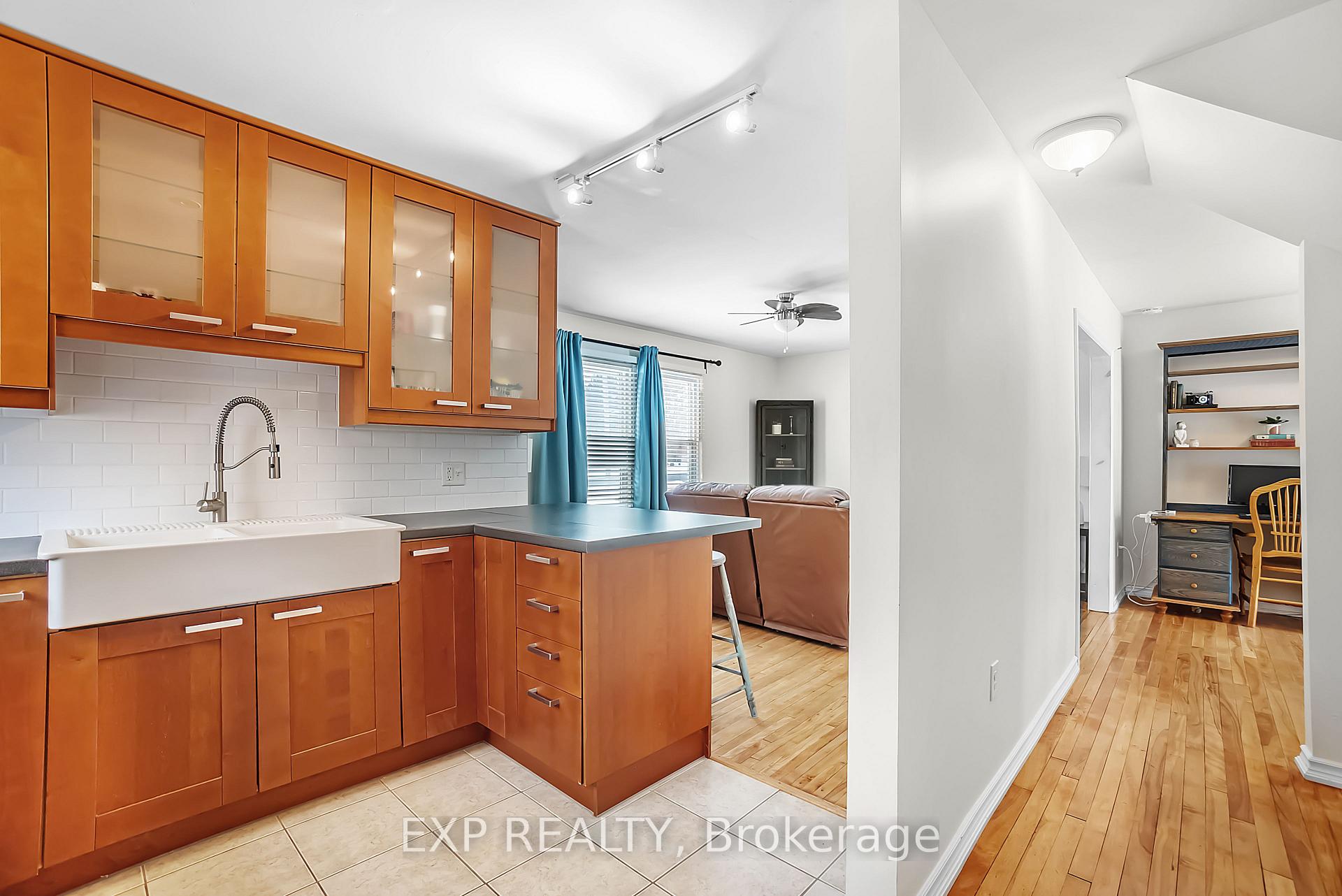 Photo 18 of 215 North Street, Stirling-Rawdon, Stirling Ward — HOMEH