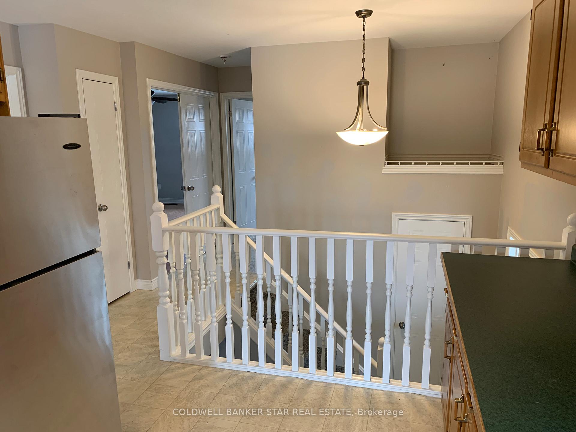 Photo 10 of 5 Wolfe Street, St. Thomas — HOMEH