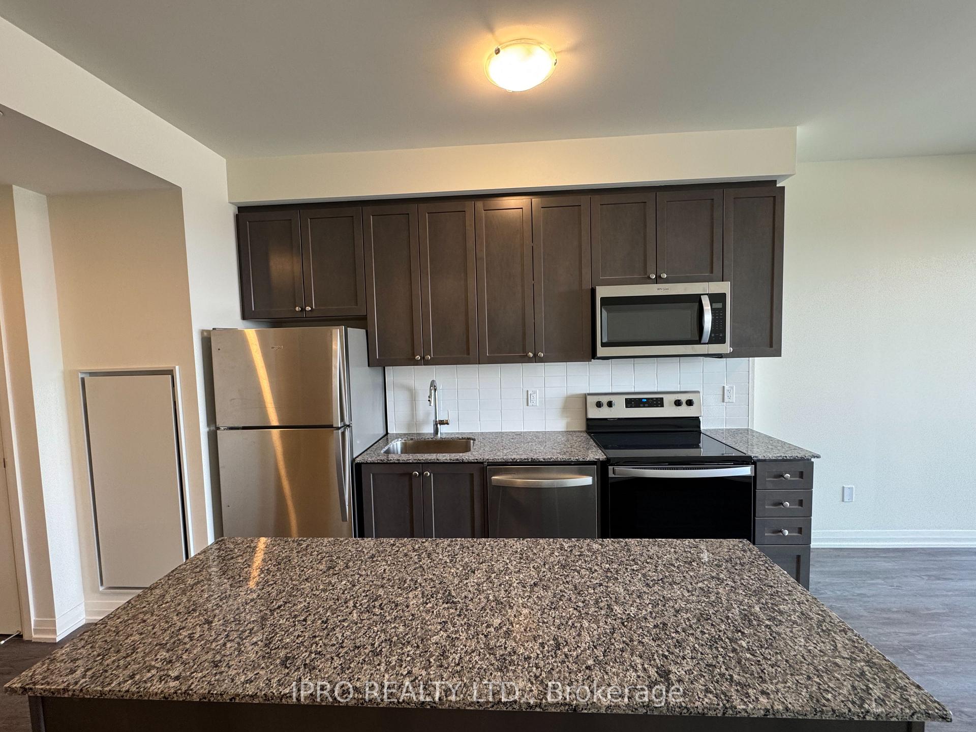 Photo 8 of Unit 419, 3006 William Cutmore Boulevard, Oakville, Joshua Meadows — HOMEH