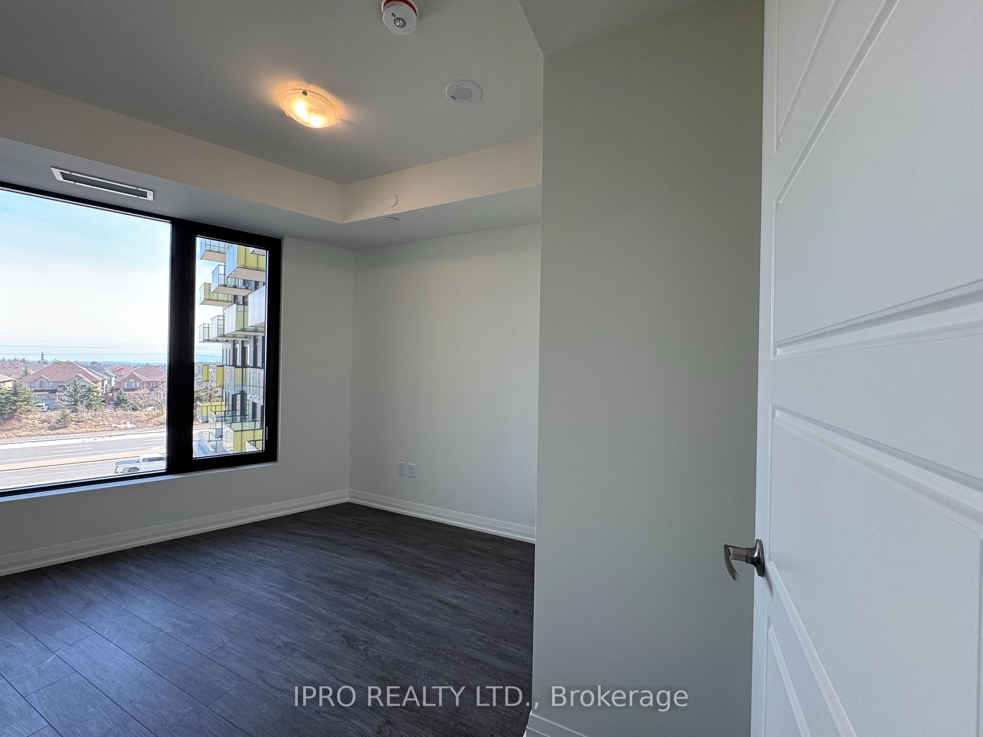 Photo 13 of Unit 419, 3006 William Cutmore Boulevard, Oakville, Joshua Meadows — HOMEH