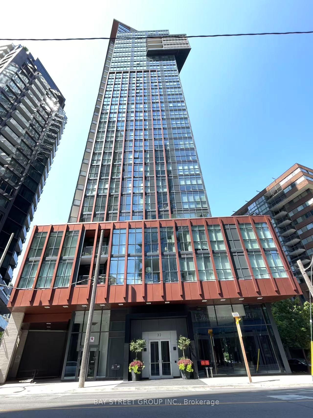 Front of Unit 801, 32 Davenport Road
