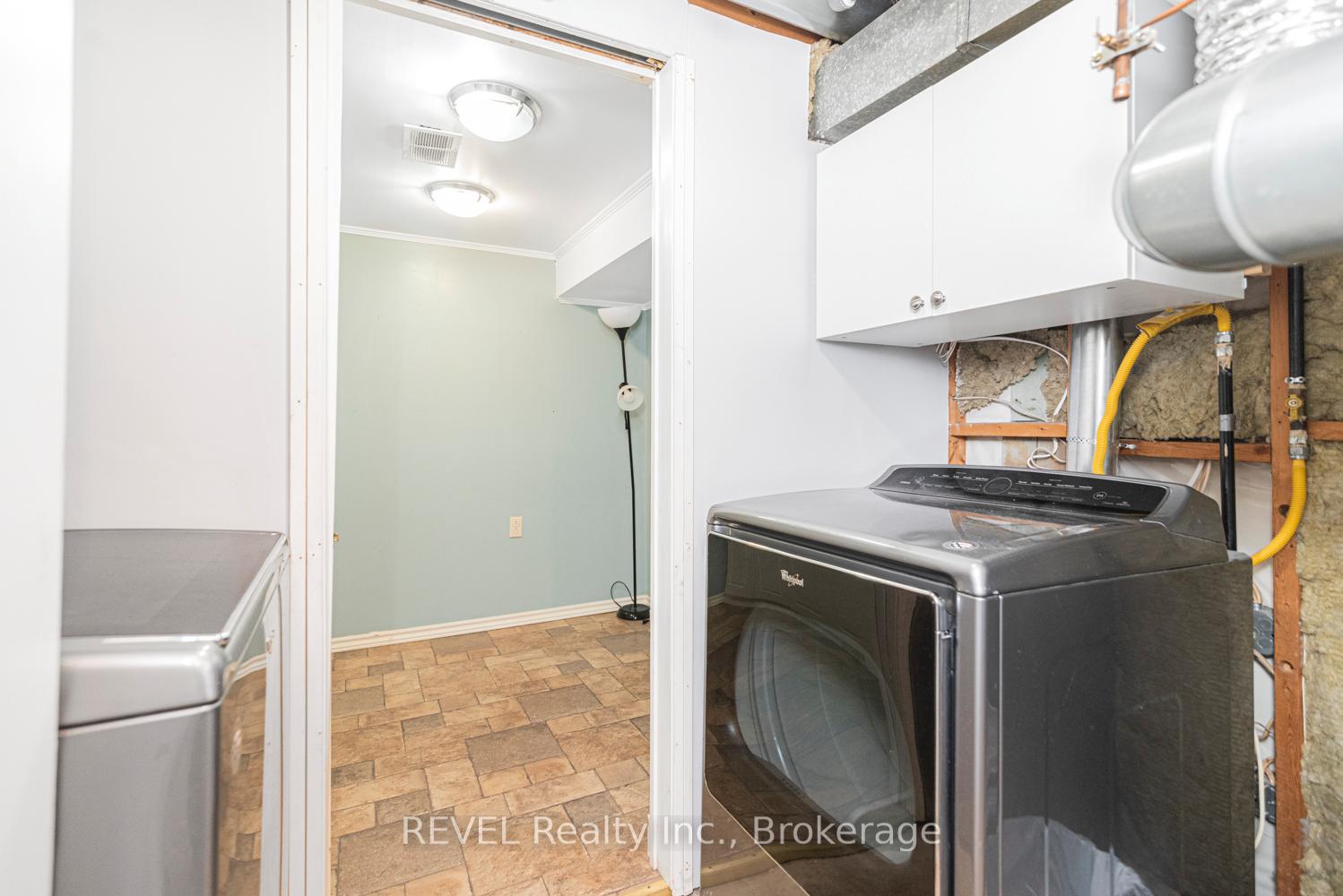 Photo 30 of 5 Arbutus Crescent, Hamilton, Stoney Creek Mountain — HOMEH