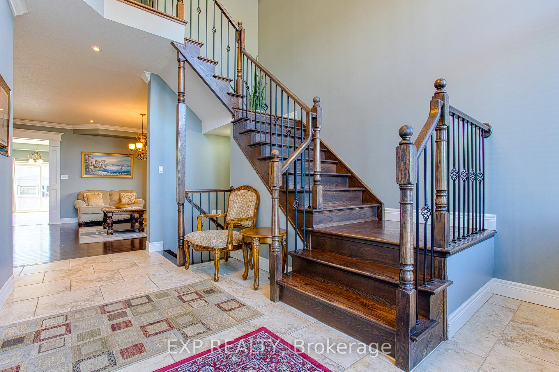Photo 4 of 12 Sistine Court, Hamilton, Carpenter — HOMEH