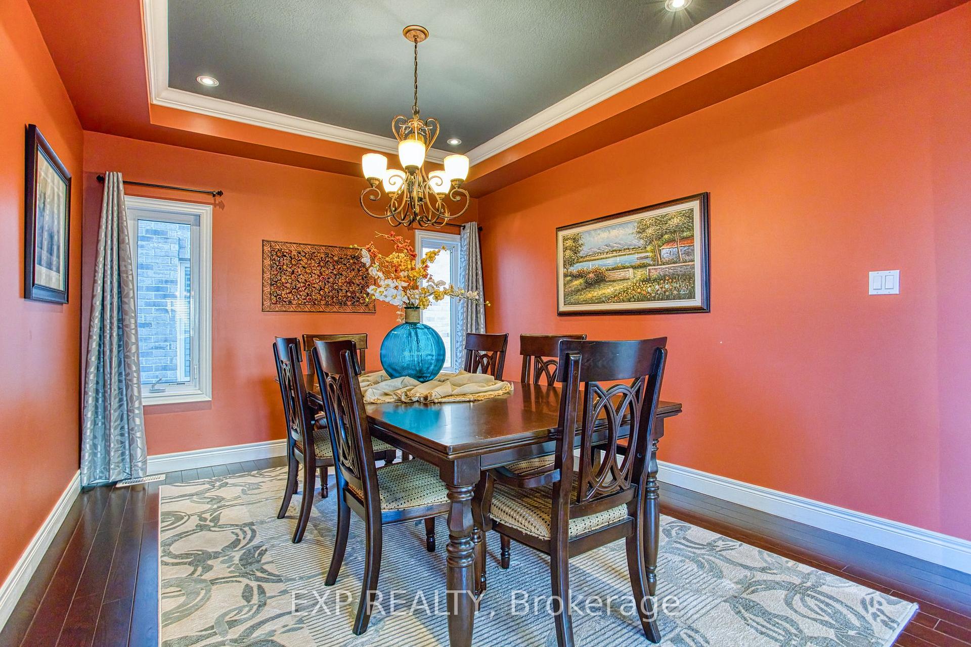 Photo 8 of 12 Sistine Court, Hamilton, Carpenter — HOMEH