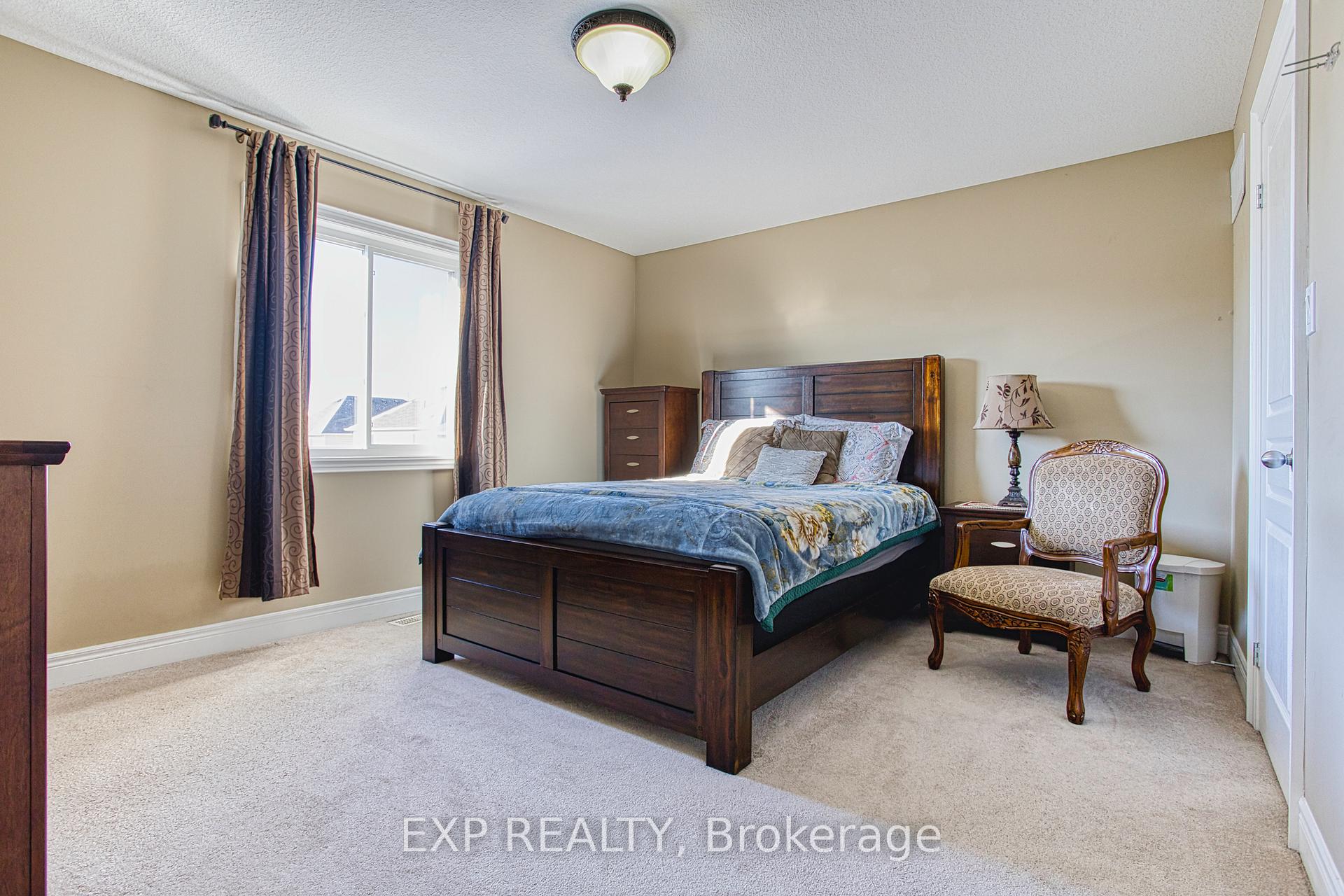 Photo 21 of 12 Sistine Court, Hamilton, Carpenter — HOMEH