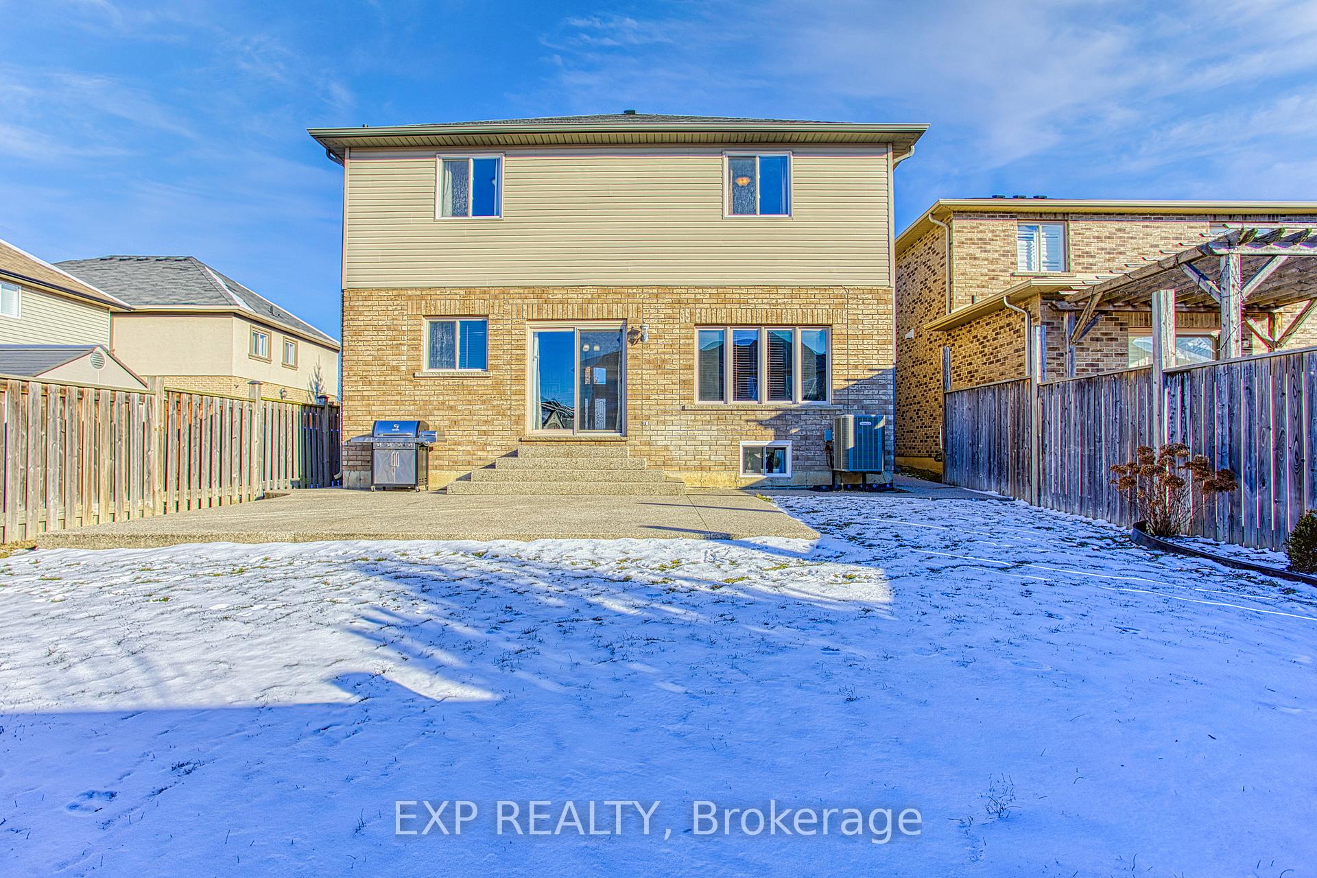 Photo 37 of 12 Sistine Court, Hamilton, Carpenter — HOMEH