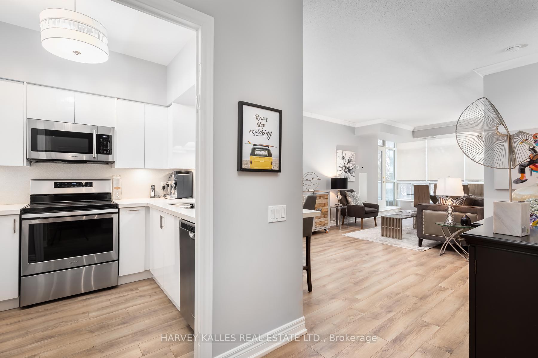 Photo 8 of Unit 310, 2 Edith Drive, Toronto, Yonge-Eglinton — HOMEH