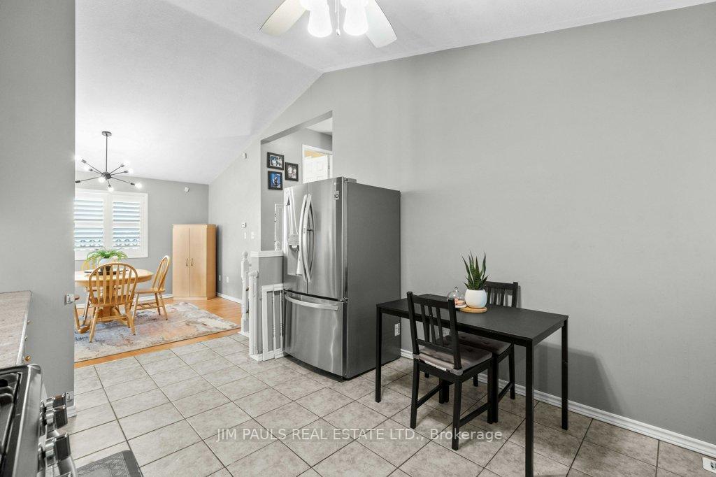 Photo 12 of 73 Marion Street, Hamilton, Mount Hope — HOMEH