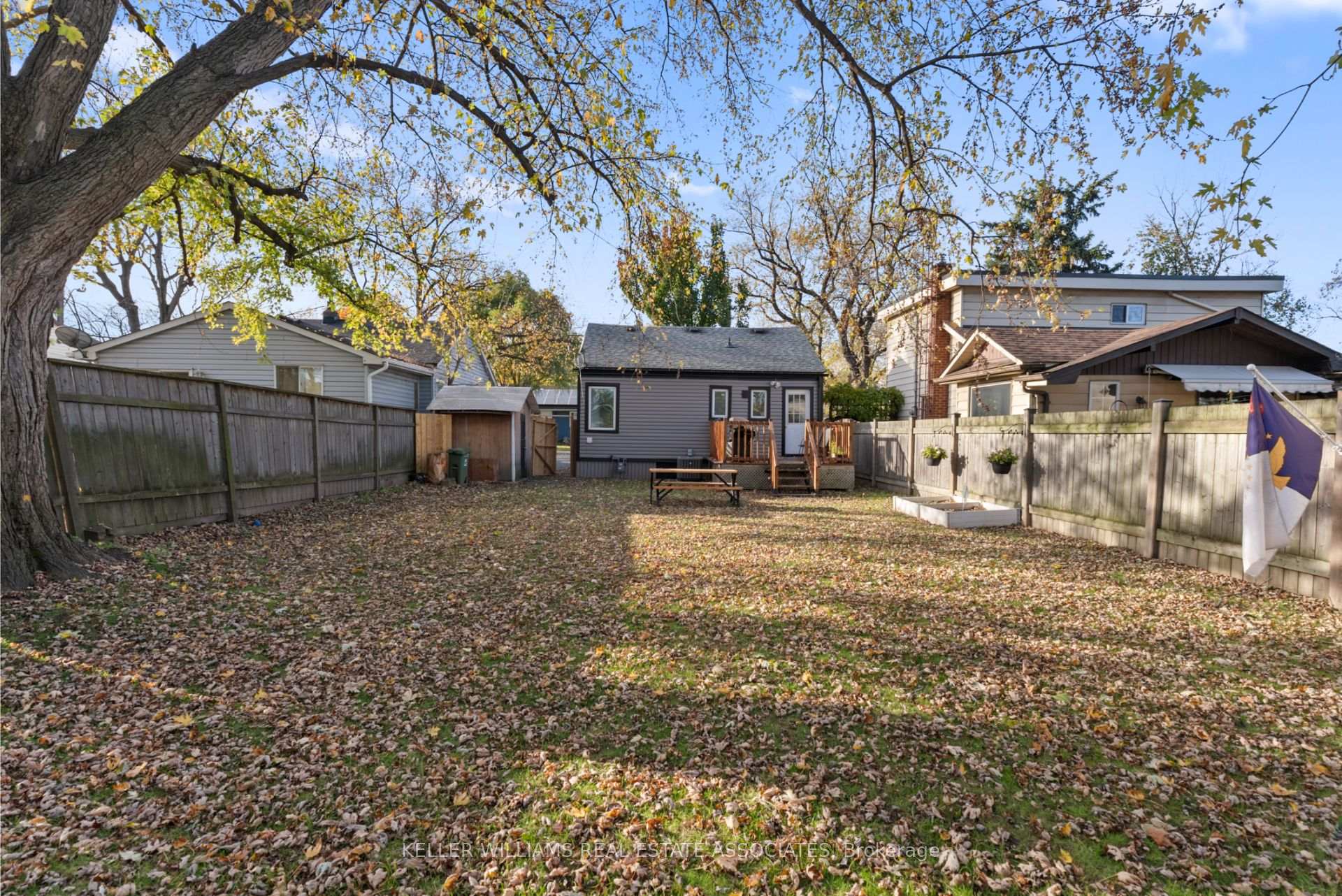 Photo 59 of 404 Tragina Avenue N, Hamilton, Homeside — HOMEH