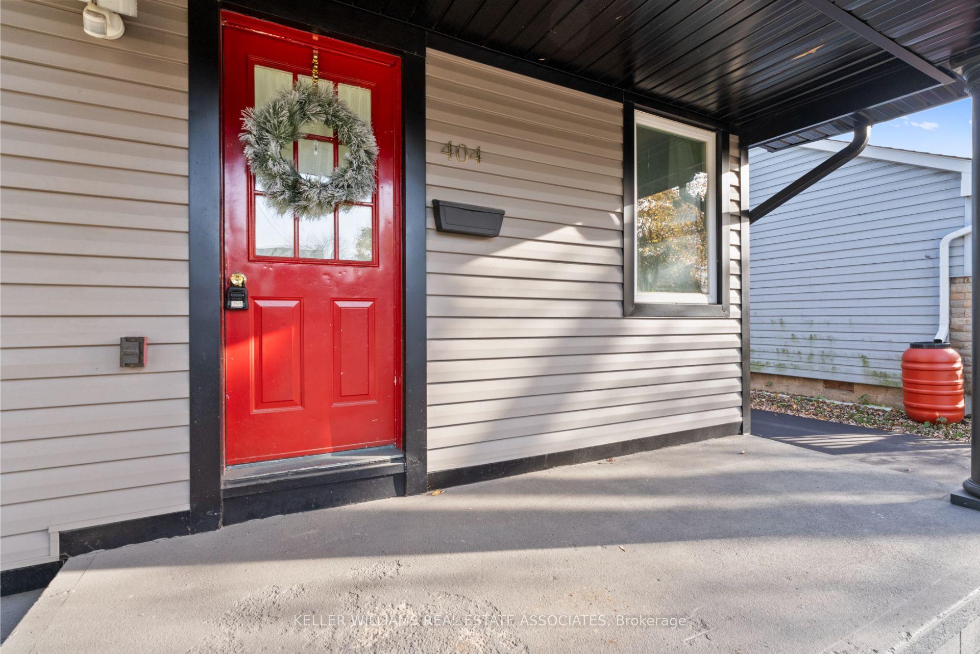 Photo 22 of 404 Tragina Avenue N, Hamilton, Homeside — HOMEH
