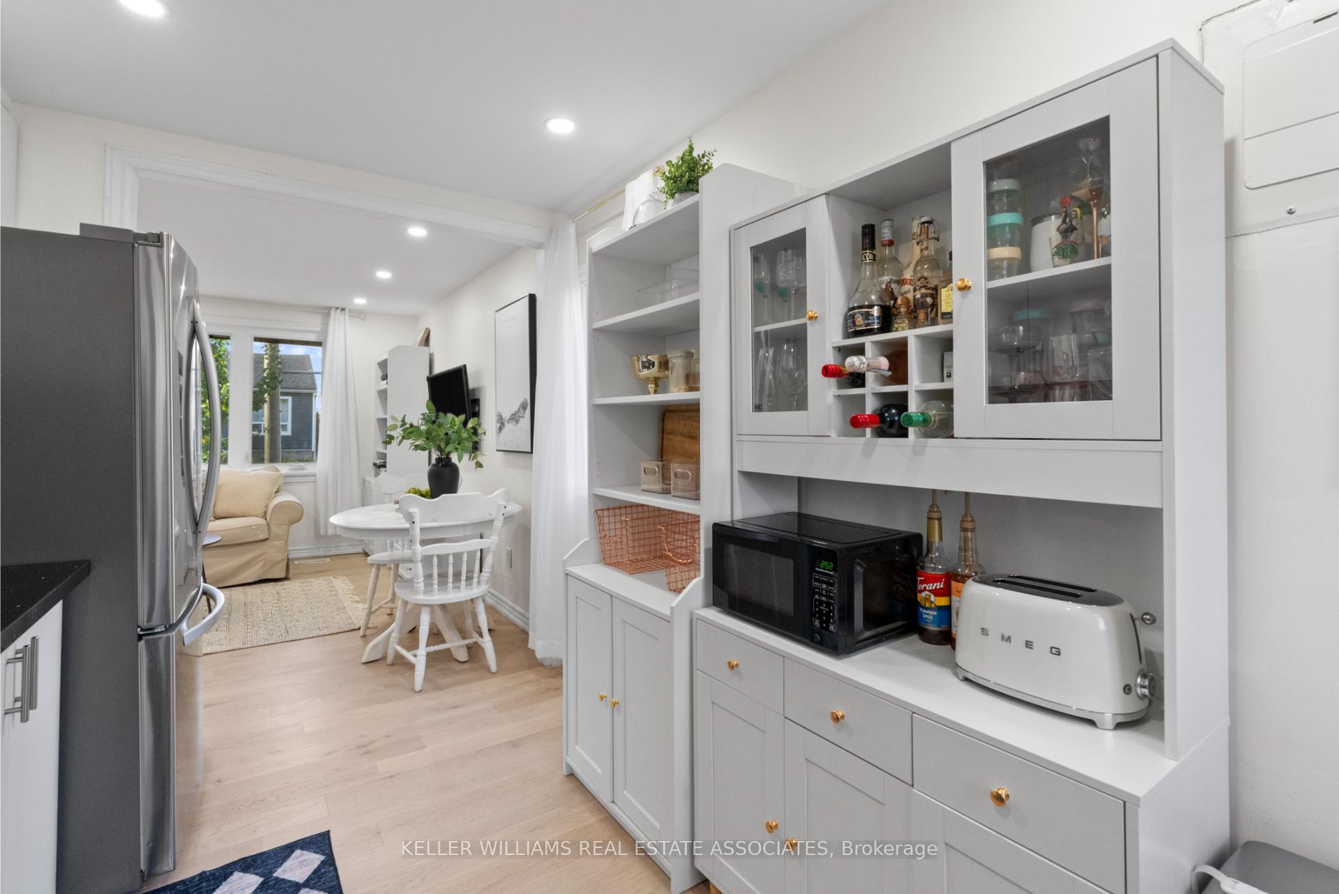 Photo 35 of 404 Tragina Avenue N, Hamilton, Homeside — HOMEH