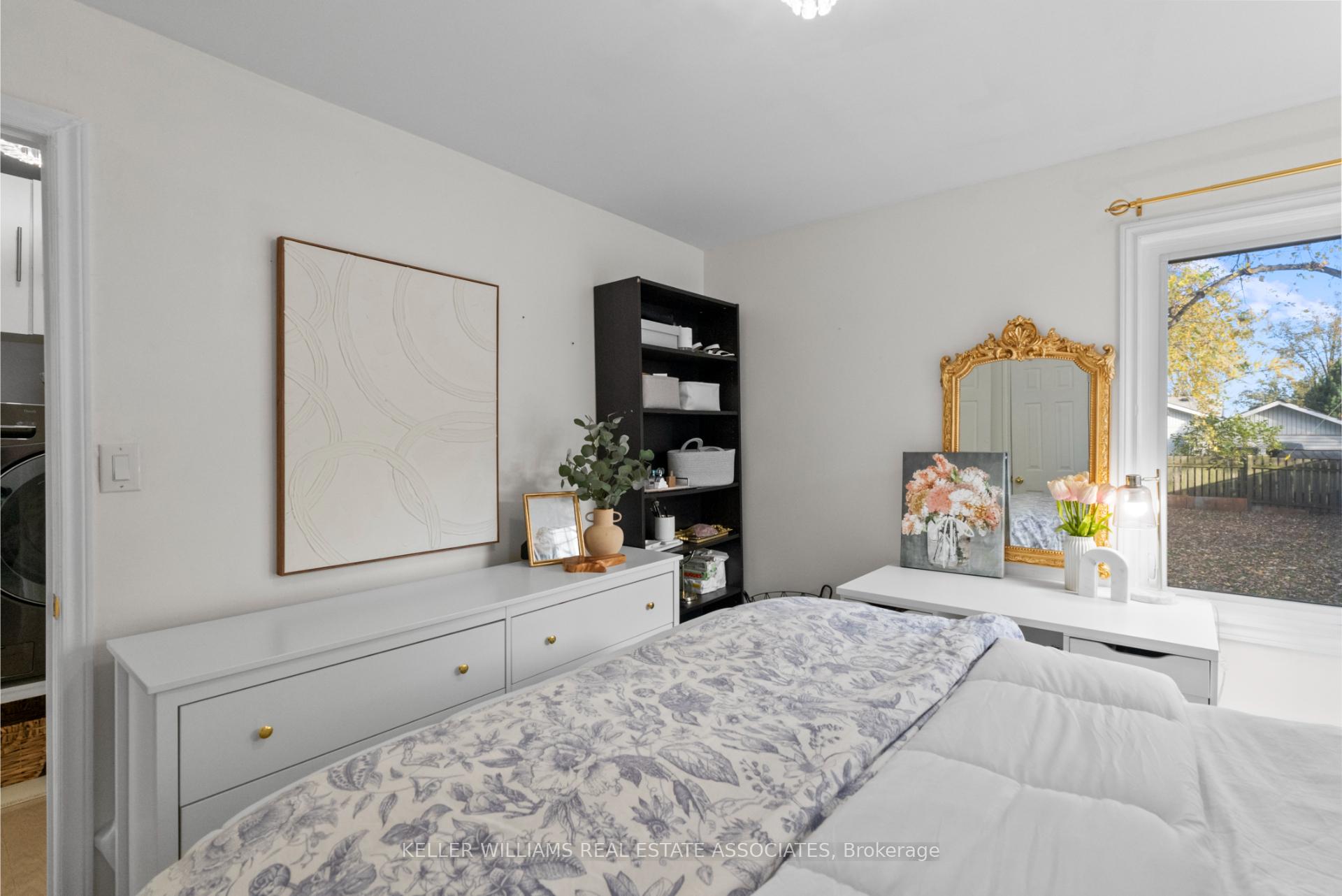 Photo 61 of 404 Tragina Avenue N, Hamilton, Homeside — HOMEH