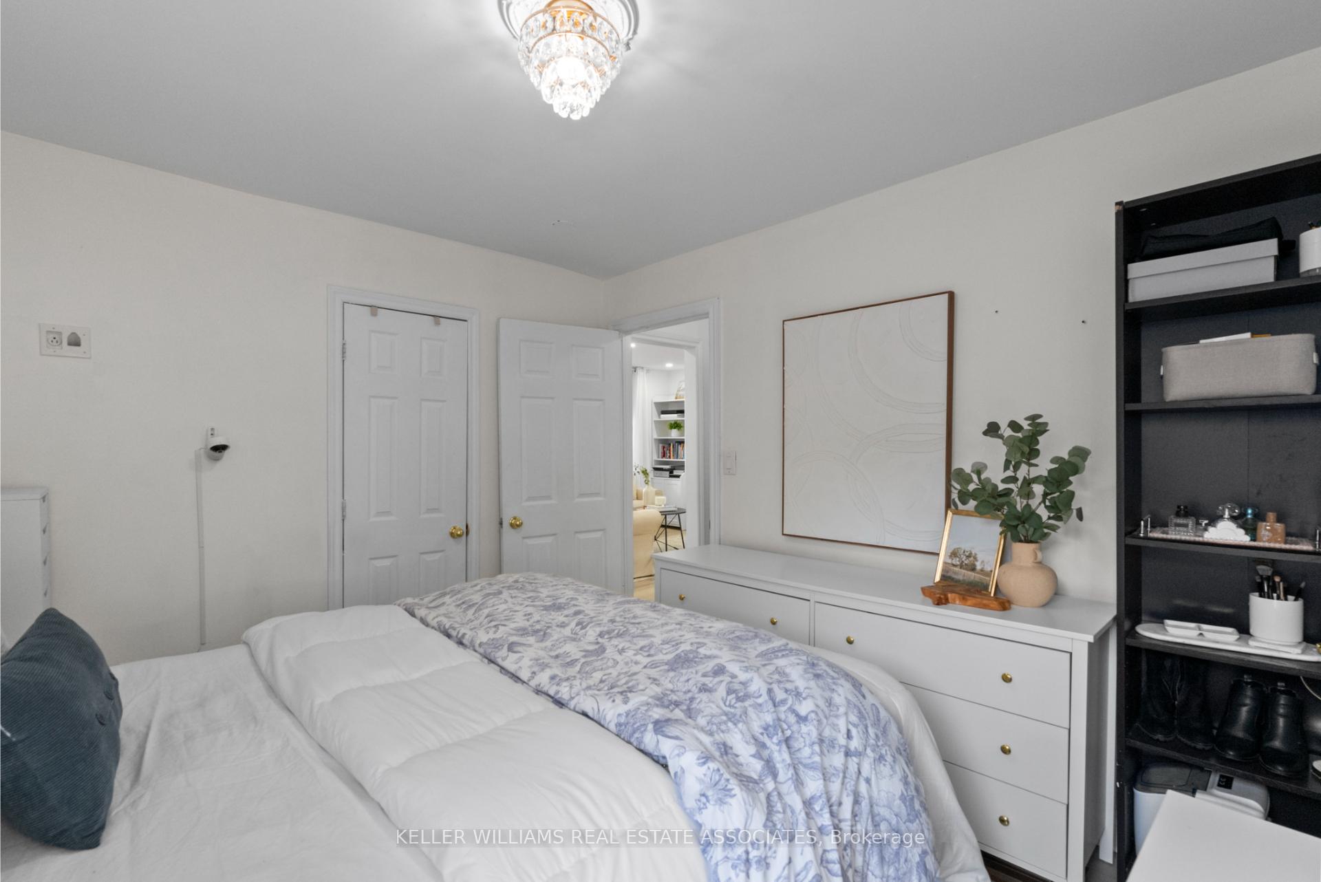 Photo 63 of 404 Tragina Avenue N, Hamilton, Homeside — HOMEH