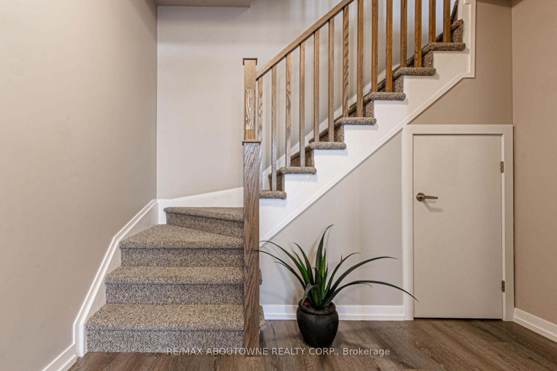 Photo 6 of 1276 Baseline Road, Hamilton, Stoney Creek — HOMEH