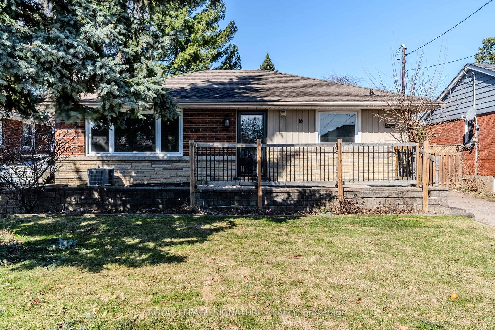Photo 2 of 16 Toby Crescent, Hamilton, Huntington — HOMEH