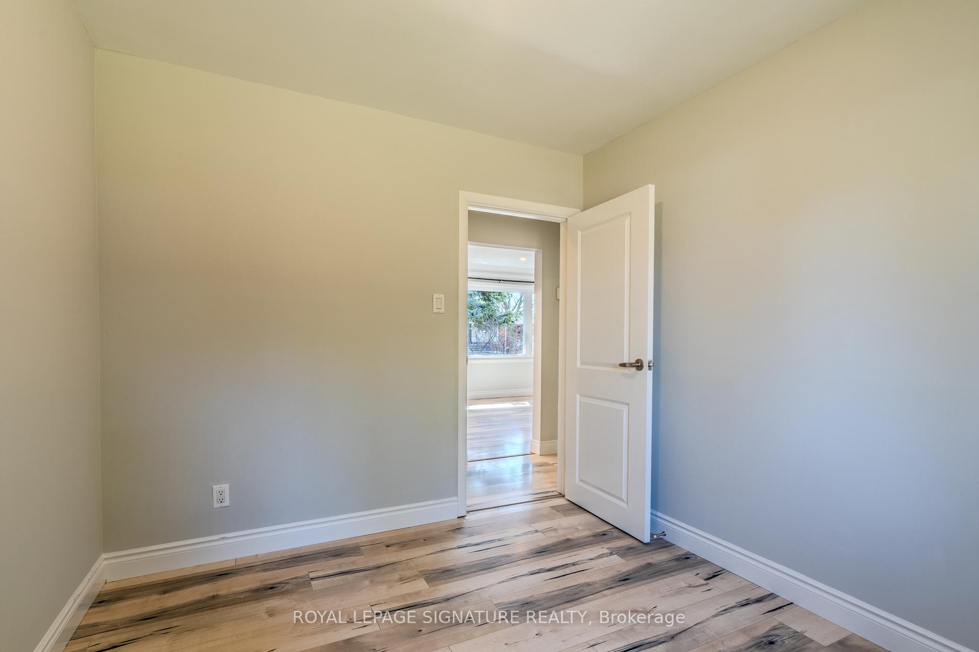 Photo 16 of 16 Toby Crescent, Hamilton, Huntington — HOMEH