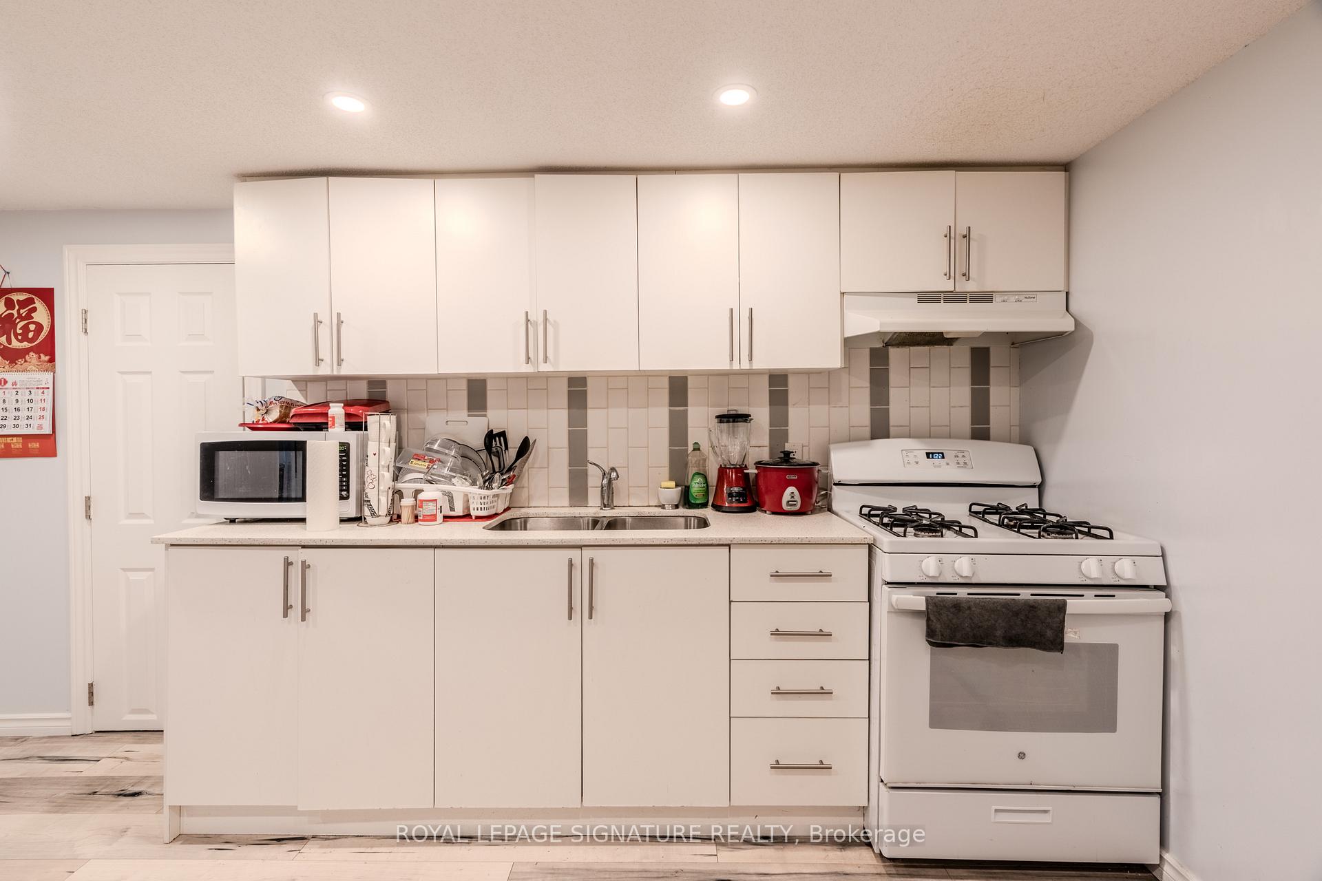 Photo 22 of 16 Toby Crescent, Hamilton, Huntington — HOMEH