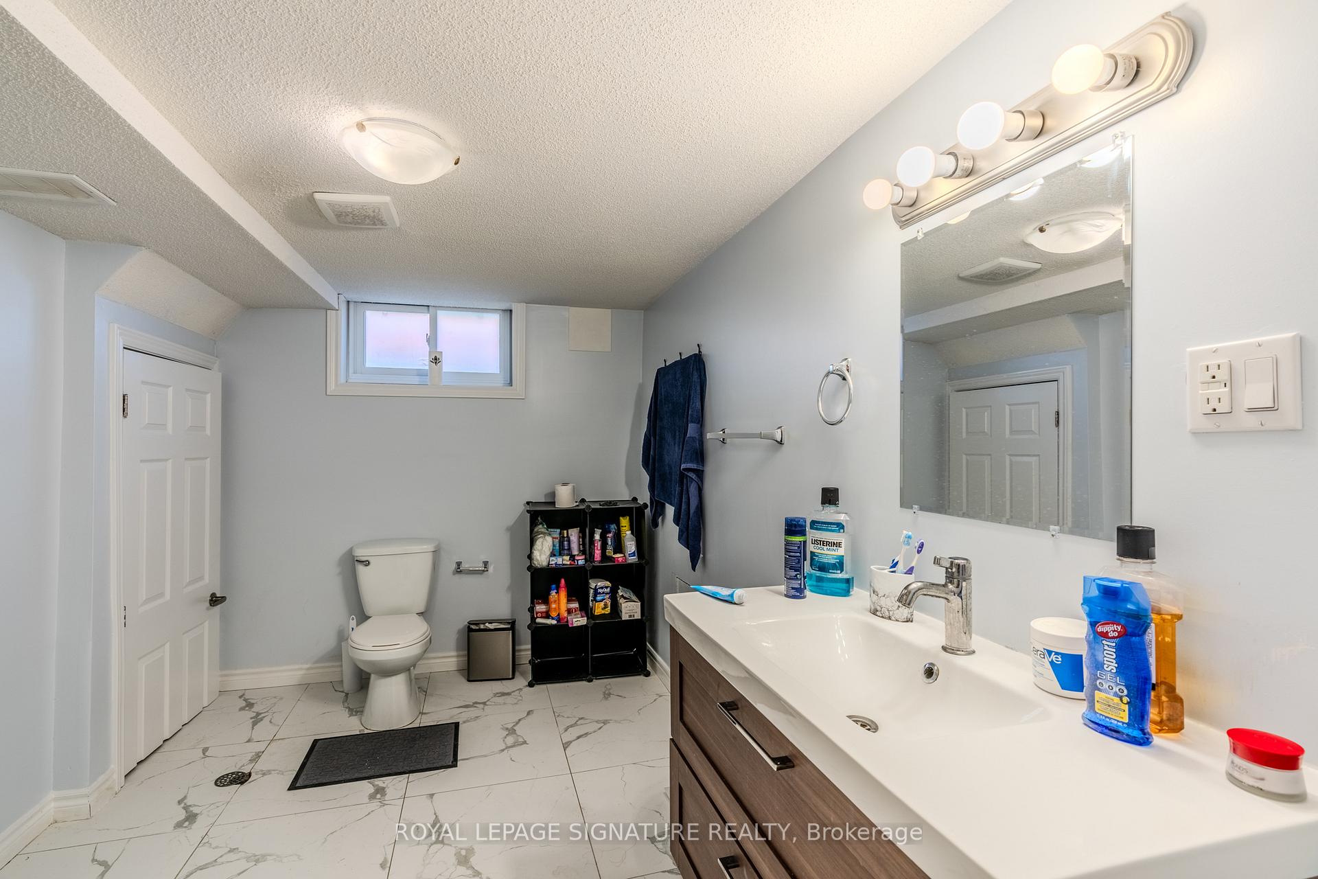 Photo 24 of 16 Toby Crescent, Hamilton, Huntington — HOMEH