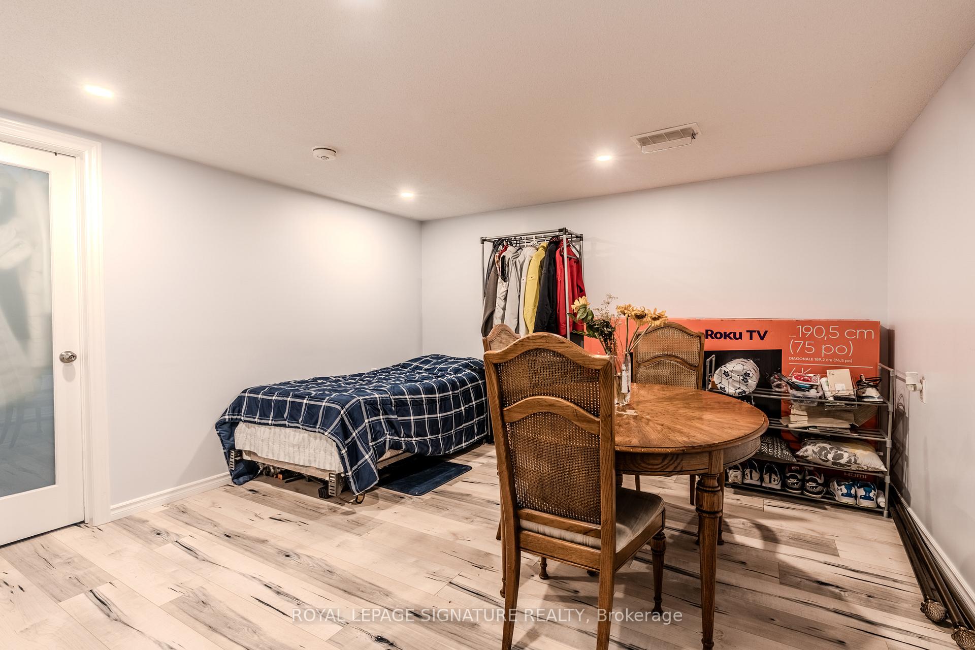 Photo 25 of 16 Toby Crescent, Hamilton, Huntington — HOMEH