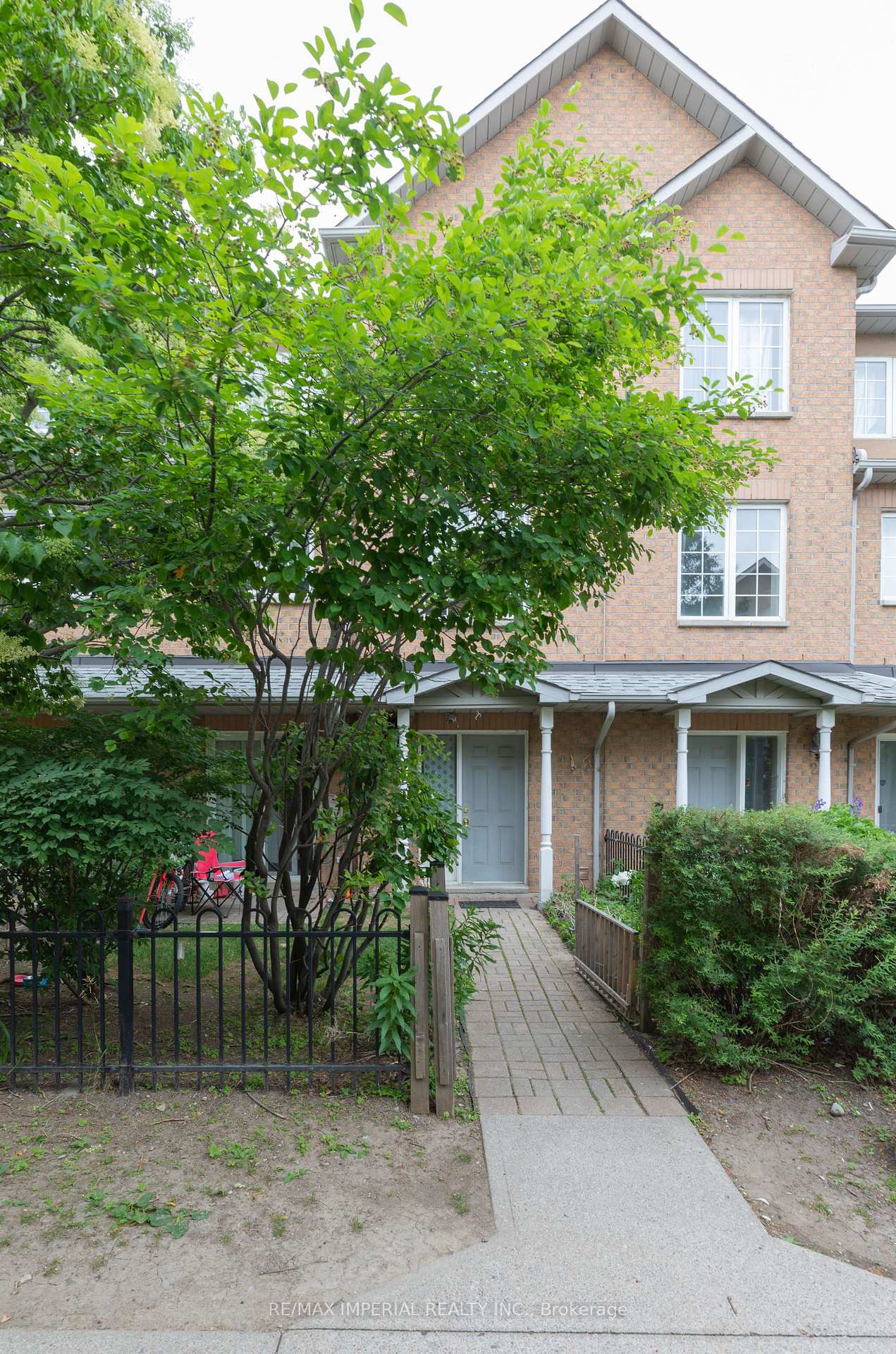 Front of Unit #3, 16 Cox Boulevard