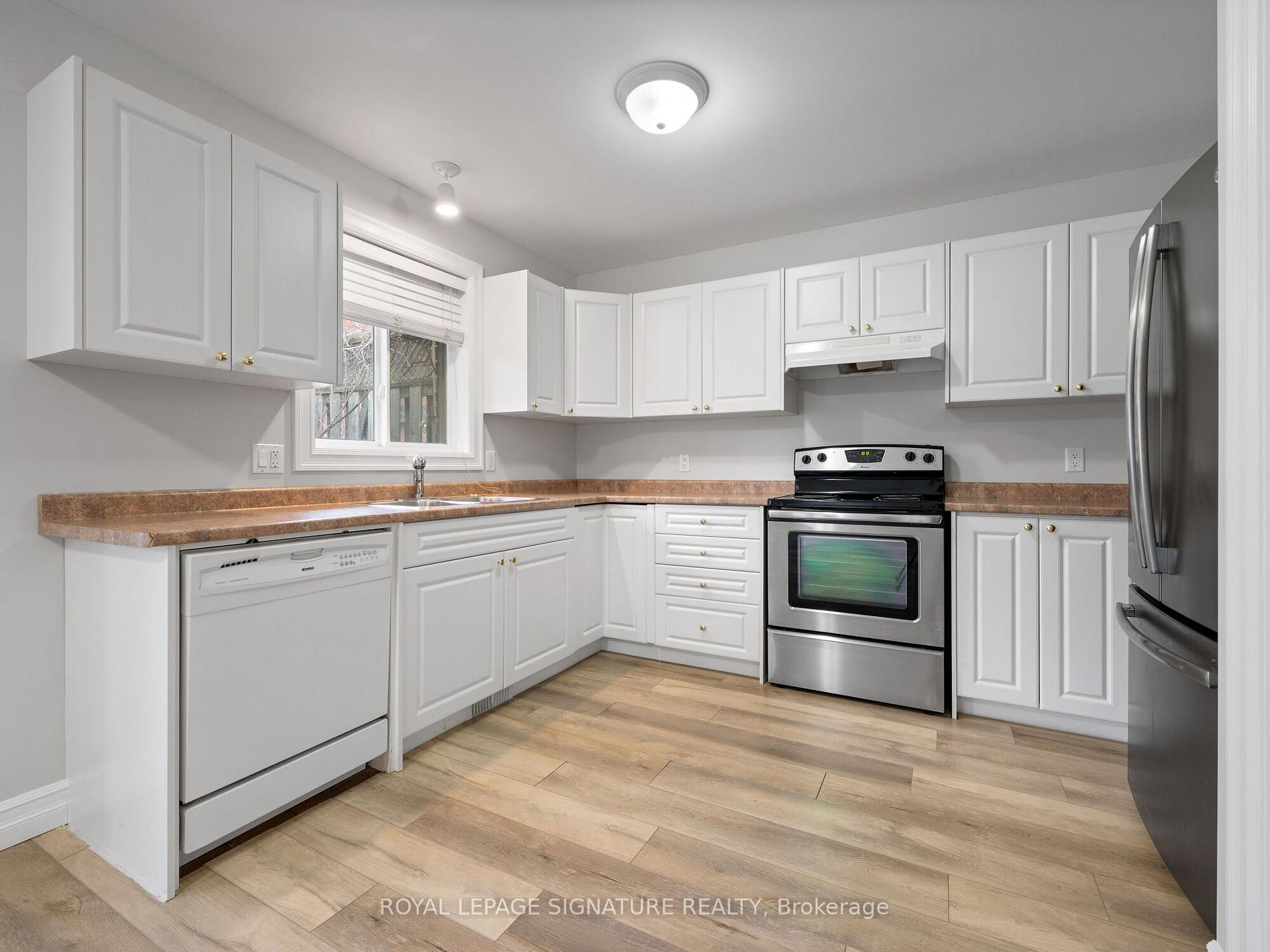 Photo 7 of Unit 2, 9 1/2 York Street, Hamilton, Dundas — HOMEH
