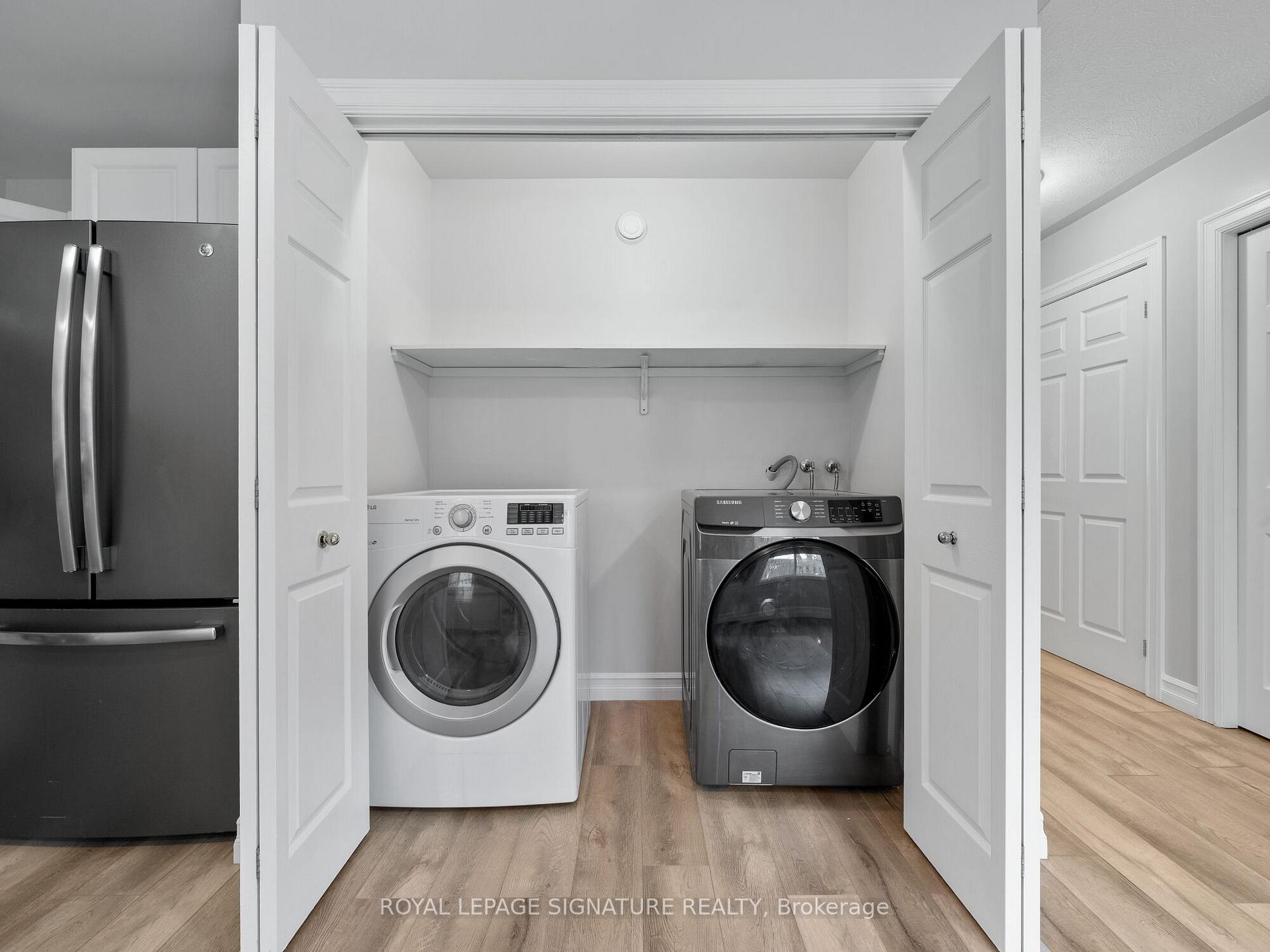 Photo 13 of Unit 2, 9 1/2 York Street, Hamilton, Dundas — HOMEH