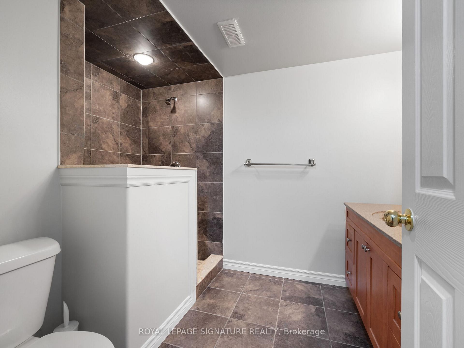 Photo 16 of Unit 2, 9 1/2 York Street, Hamilton, Dundas — HOMEH