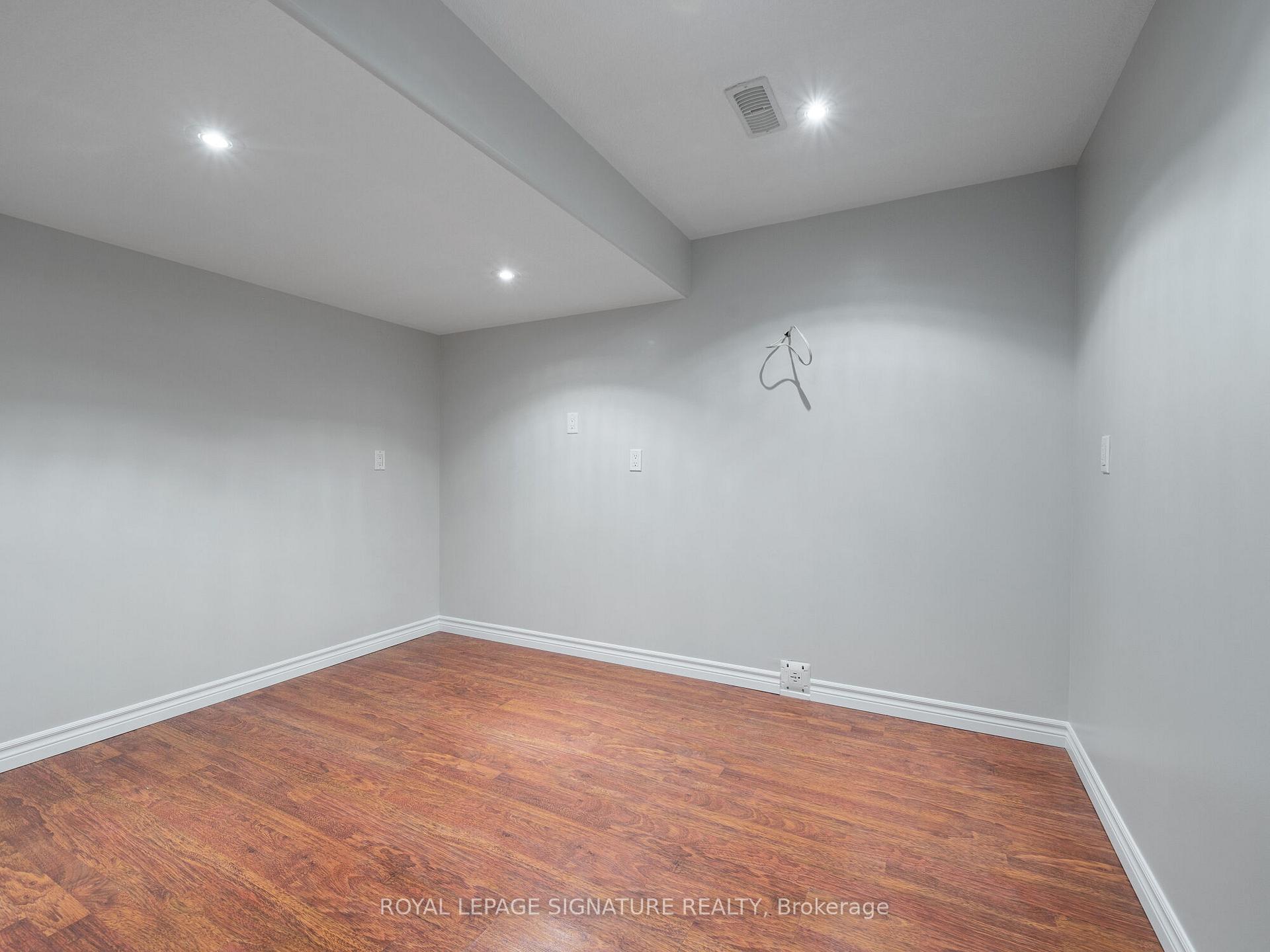Photo 26 of Unit 2, 9 1/2 York Street, Hamilton, Dundas — HOMEH