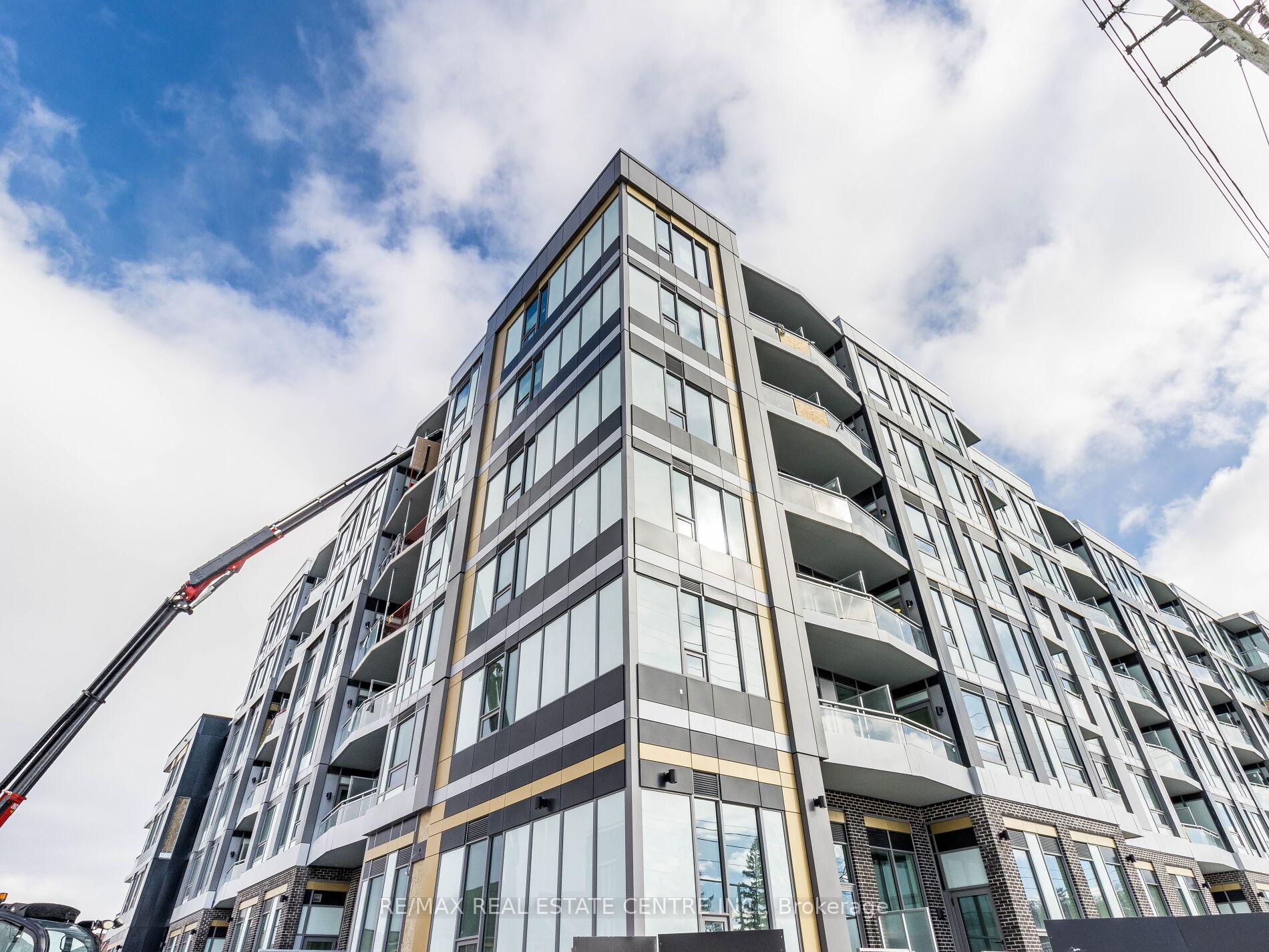Photo 1 of Unit 236, 2501 Saw Whet Boulevard, Oakville, Glen Abbey — HOMEH
