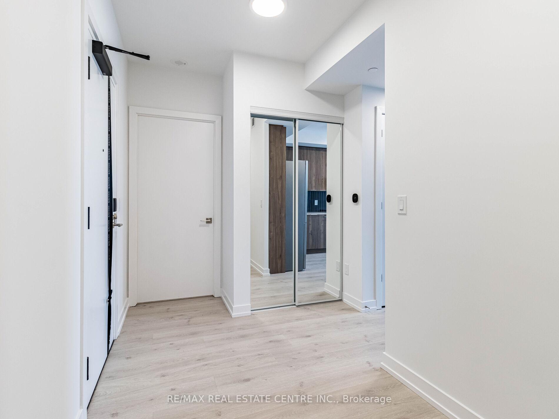 Photo 13 of Unit 236, 2501 Saw Whet Boulevard, Oakville, Glen Abbey — HOMEH