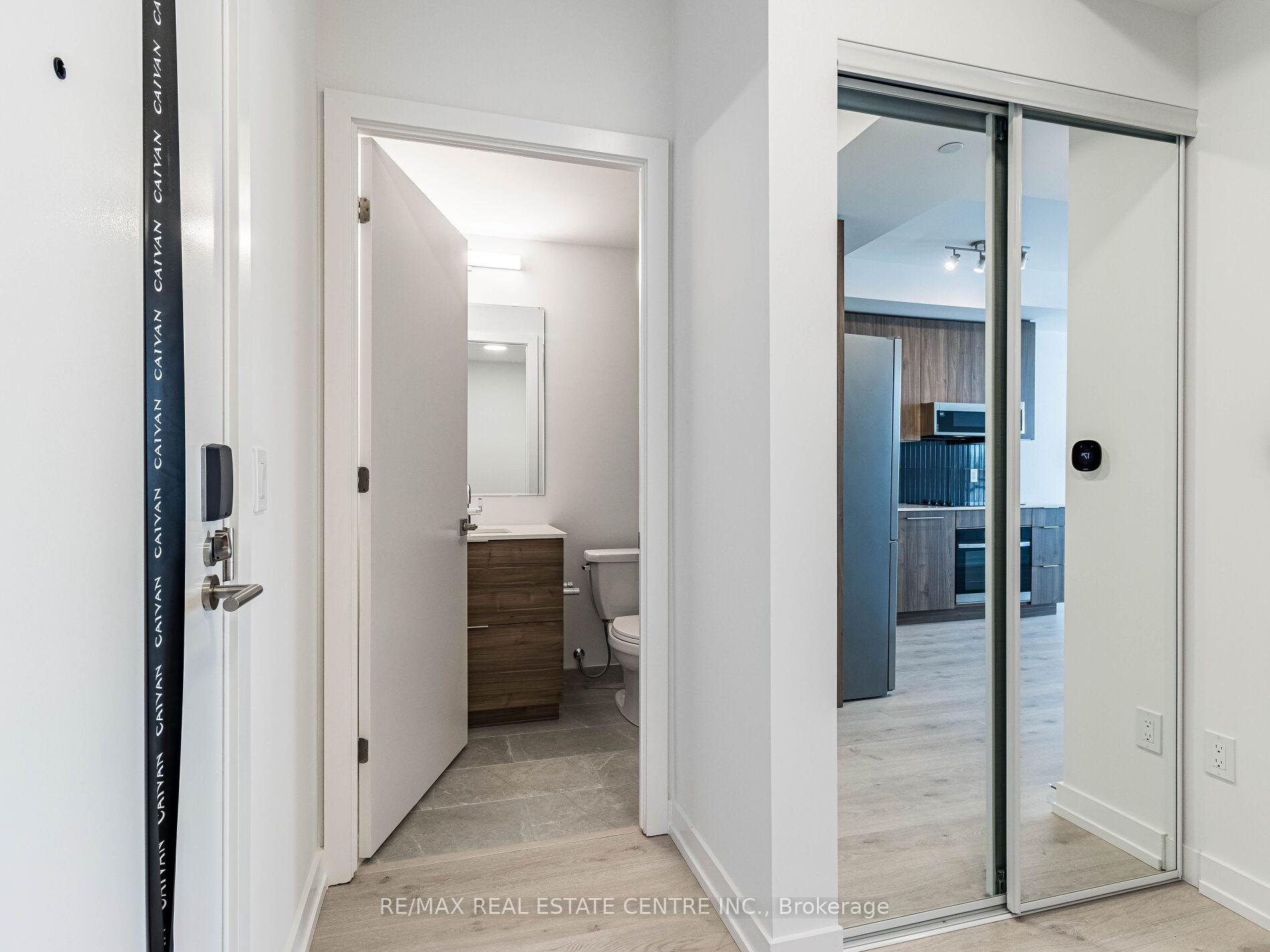 Photo 14 of Unit 236, 2501 Saw Whet Boulevard, Oakville, Glen Abbey — HOMEH