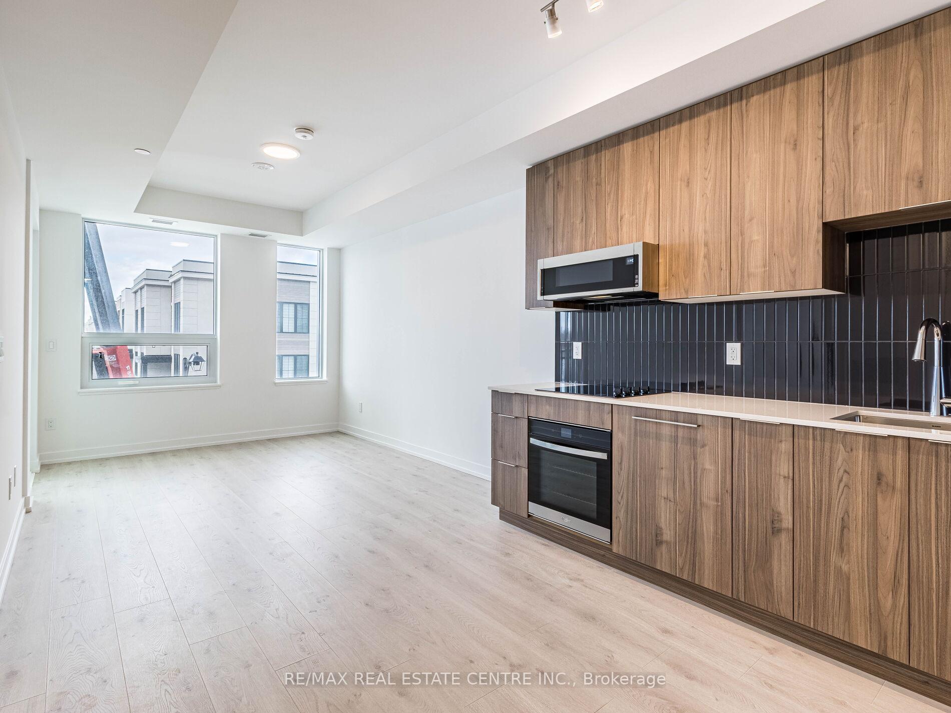Photo 17 of Unit 236, 2501 Saw Whet Boulevard, Oakville, Glen Abbey — HOMEH
