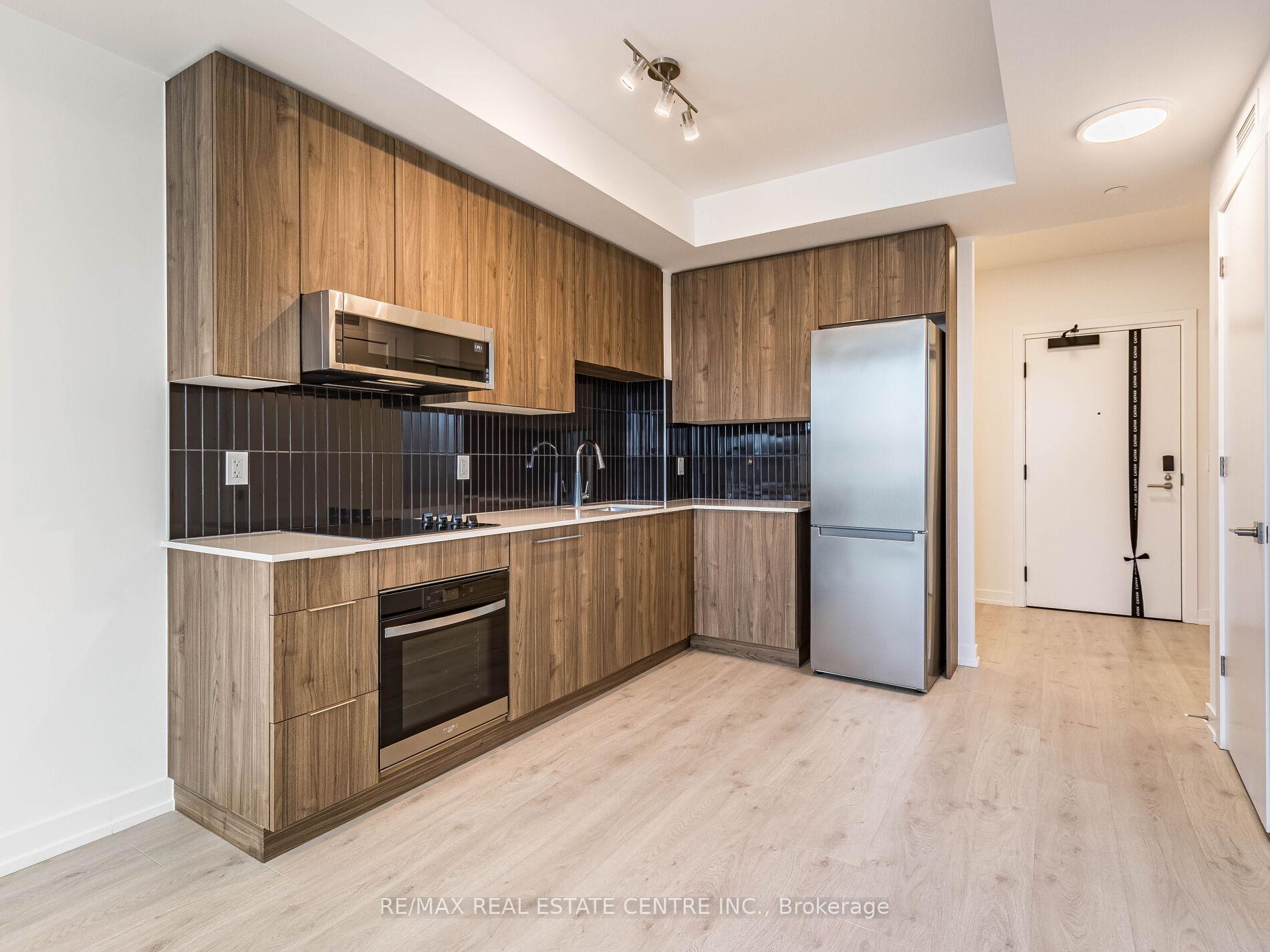 Photo 18 of Unit 236, 2501 Saw Whet Boulevard, Oakville, Glen Abbey — HOMEH