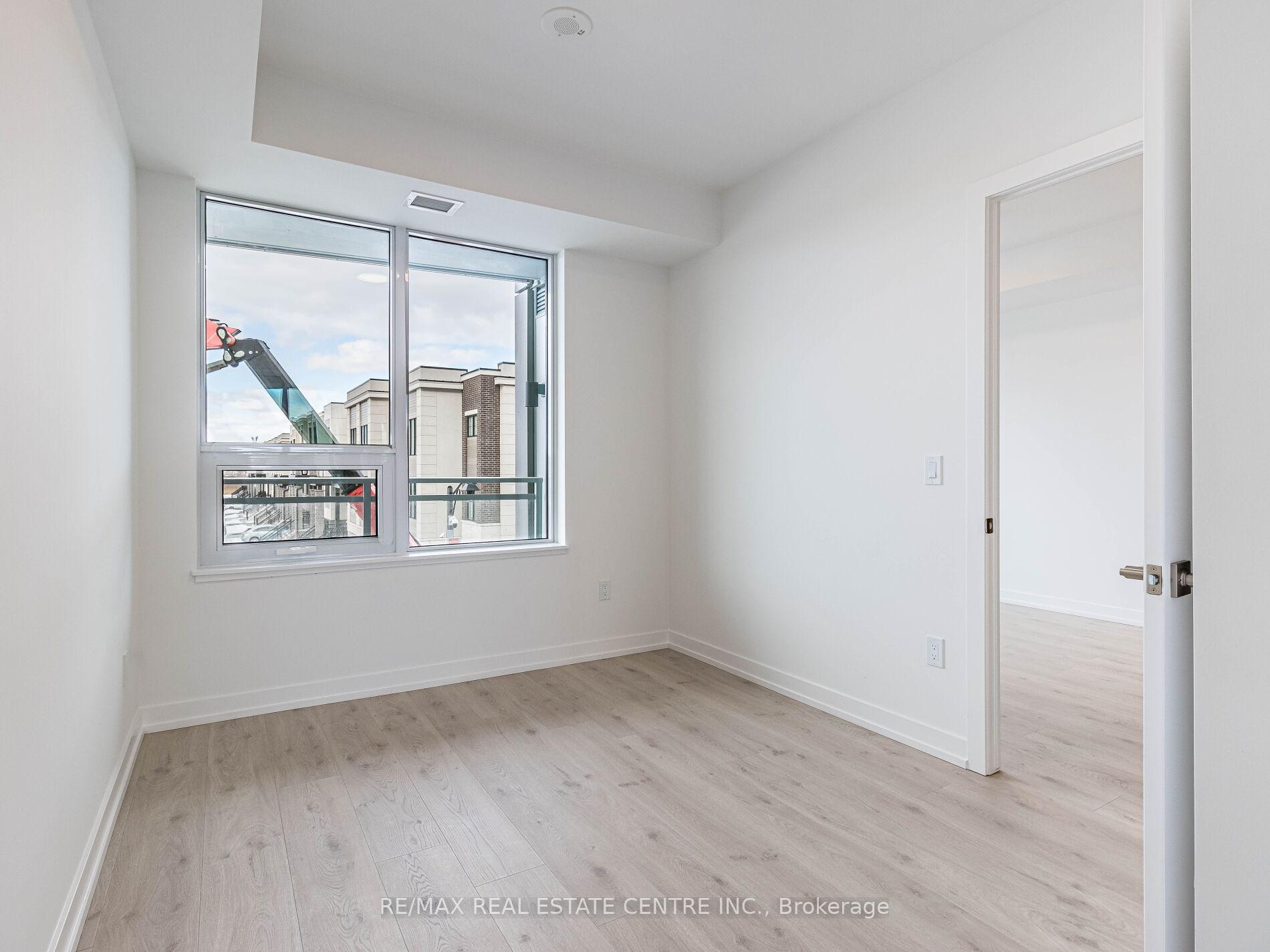 Photo 27 of Unit 236, 2501 Saw Whet Boulevard, Oakville, Glen Abbey — HOMEH