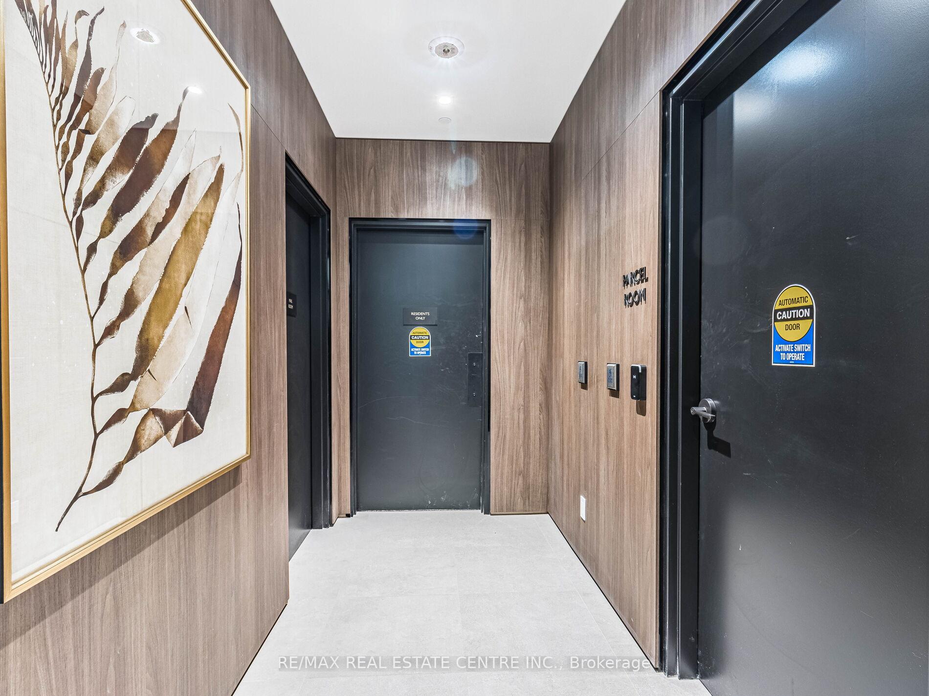 Photo 37 of Unit 236, 2501 Saw Whet Boulevard, Oakville, Glen Abbey — HOMEH