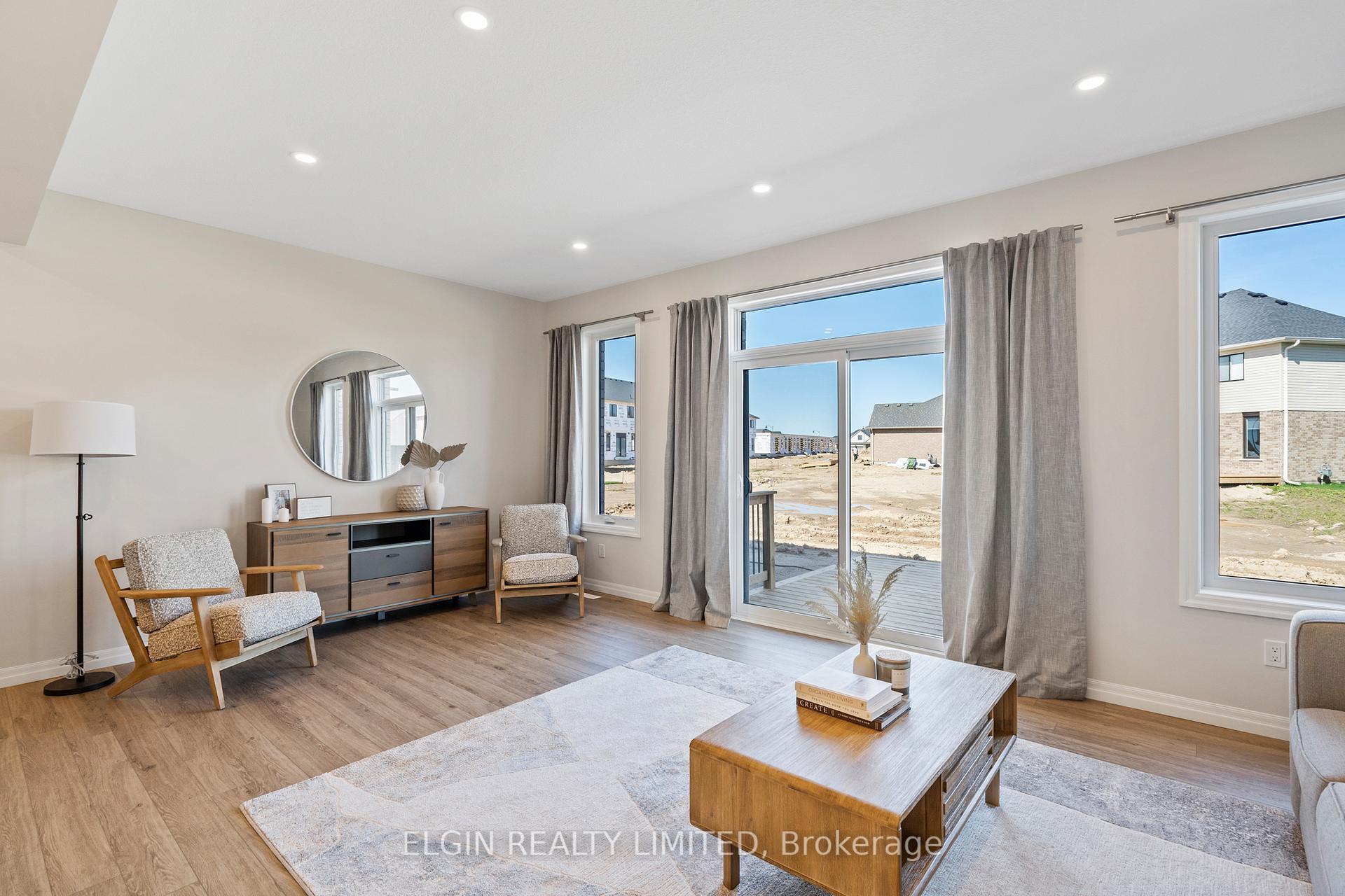 Photo 8 of 238 Renaissance Drive, St. Thomas — HOMEH