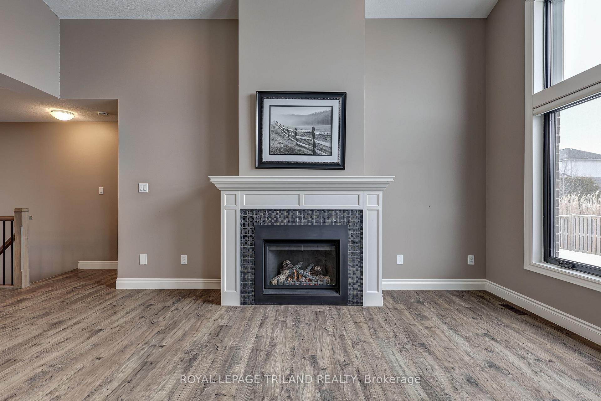 Photo 17 of 94 Shaw Valley Drive, St. Thomas — HOMEH