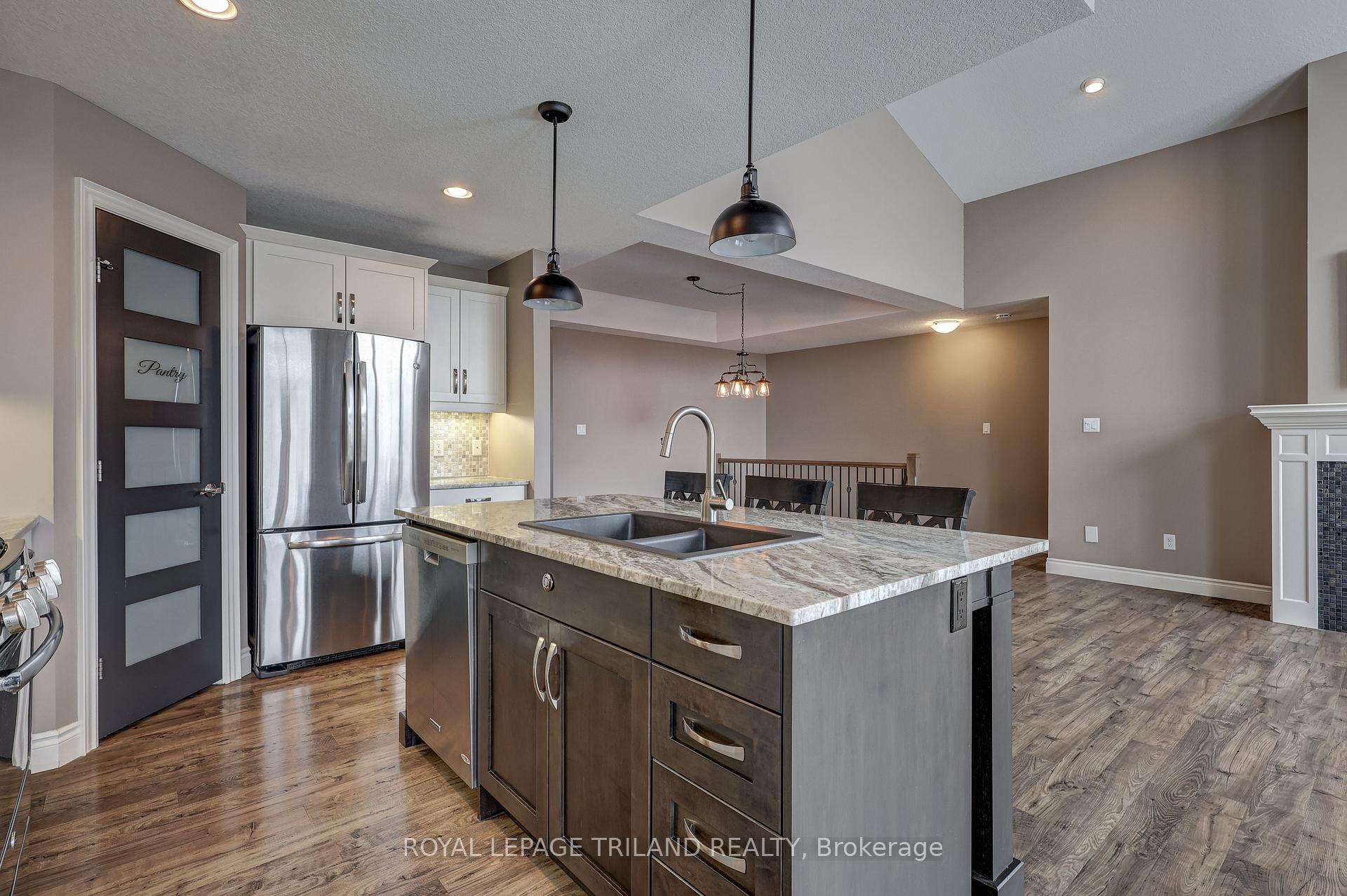 Photo 21 of 94 Shaw Valley Drive, St. Thomas — HOMEH