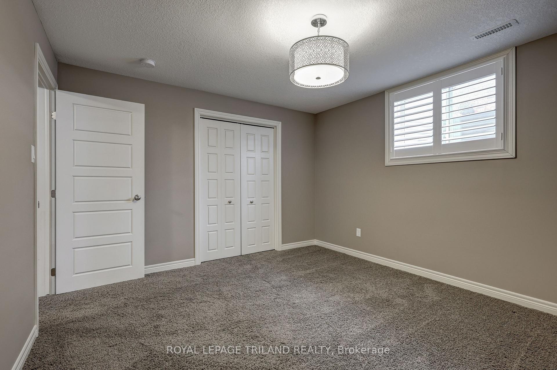 Photo 32 of 94 Shaw Valley Drive, St. Thomas — HOMEH