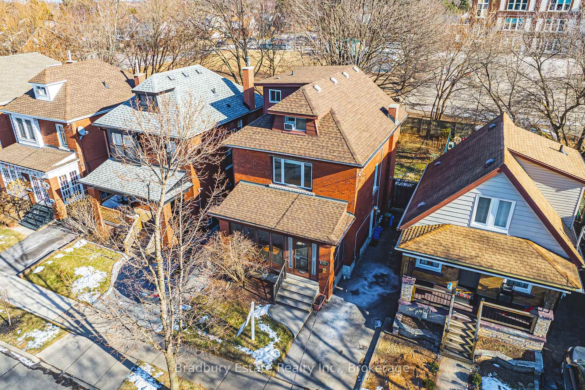 Photo 32 of 89 Graham Avenue S, Hamilton, Delta — HOMEH