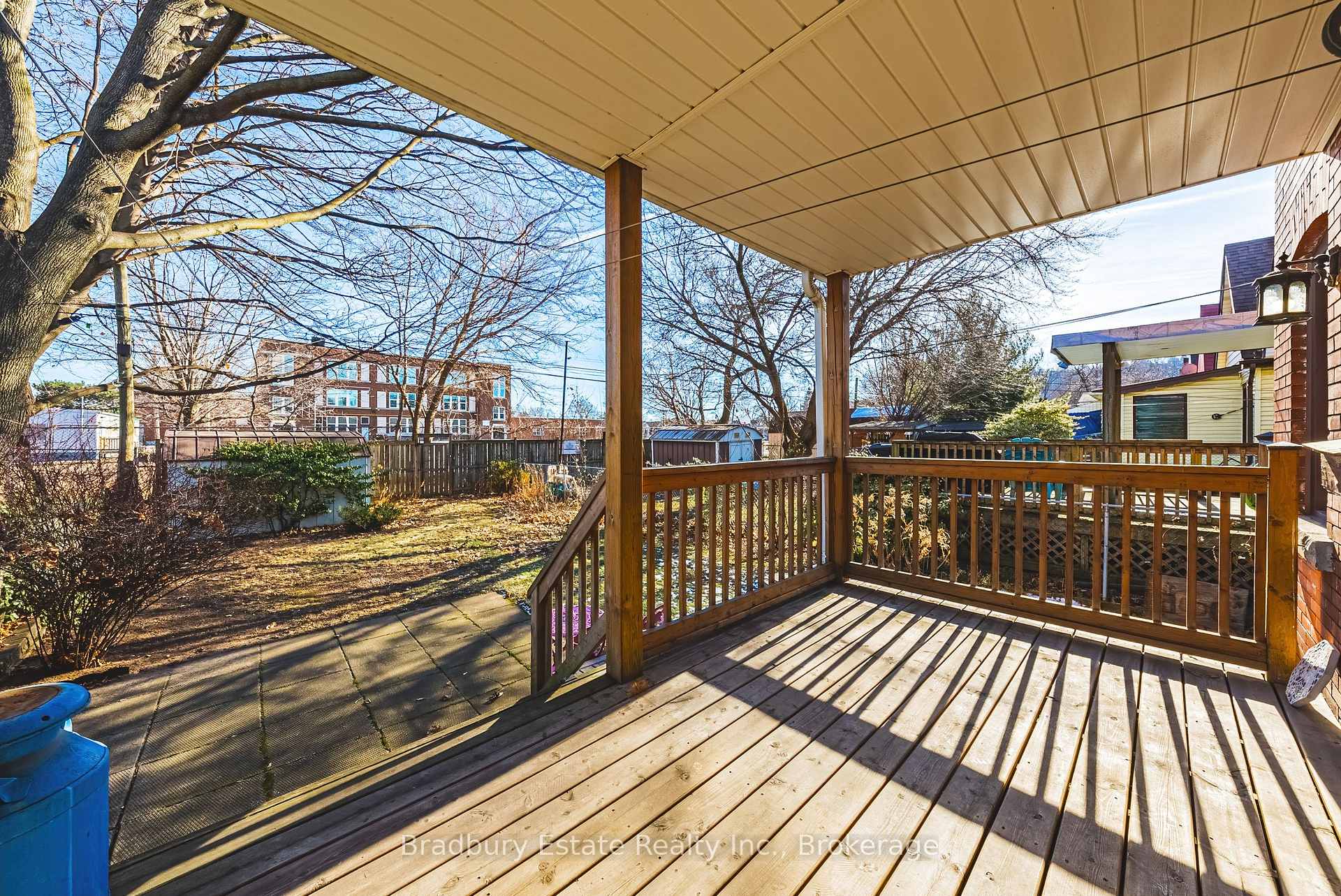 Photo 33 of 89 Graham Avenue S, Hamilton, Delta — HOMEH