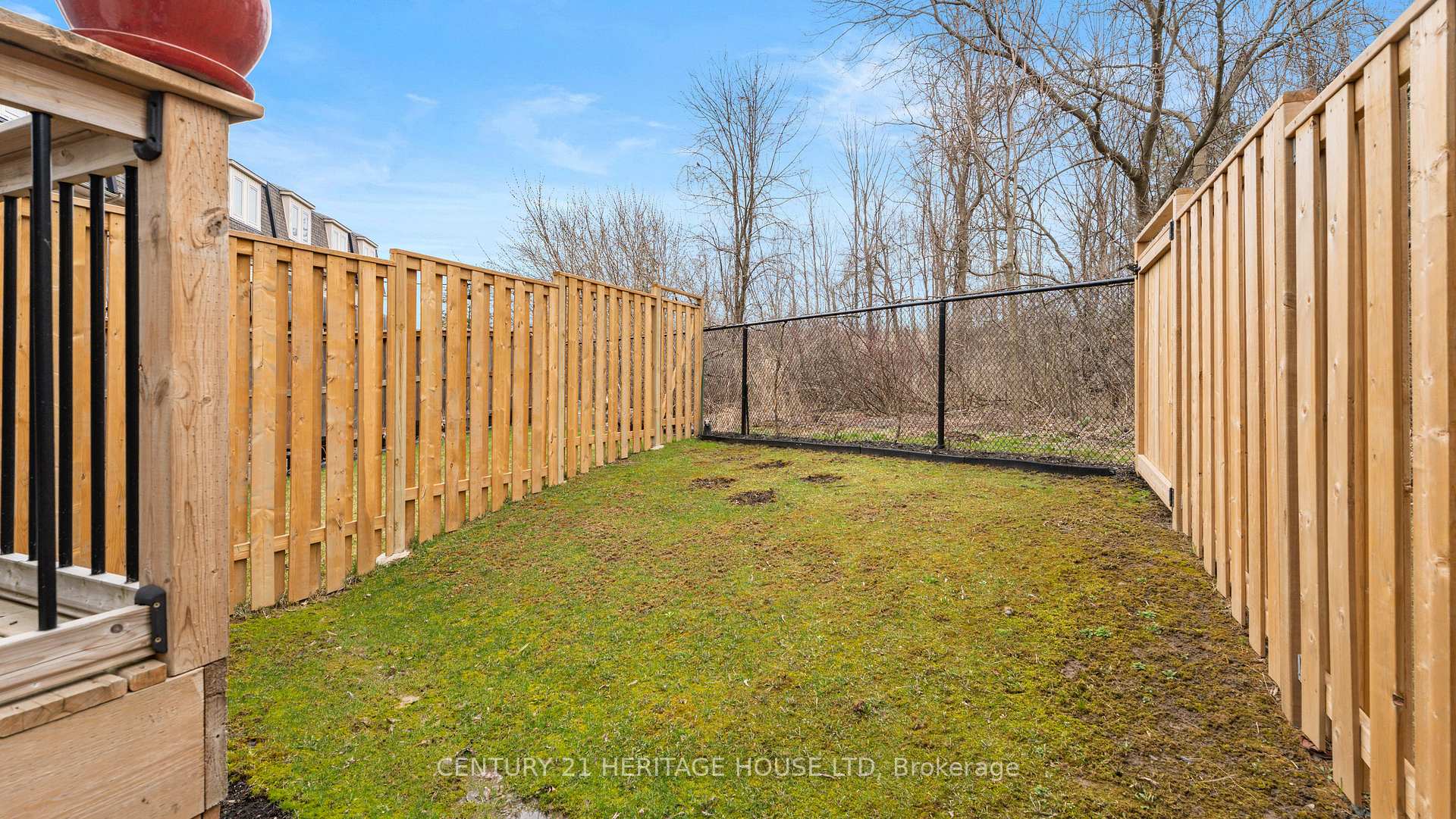 Photo 33 of 56 Westbank Trail, Hamilton, Stoney Creek Mountain — HOMEH