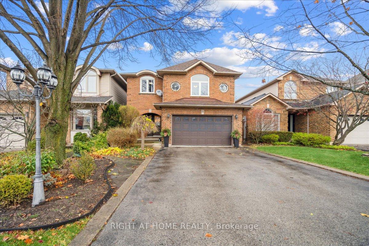 Photo 1 of 22 Adele Court, Hamilton, Falkirk — HOMEH