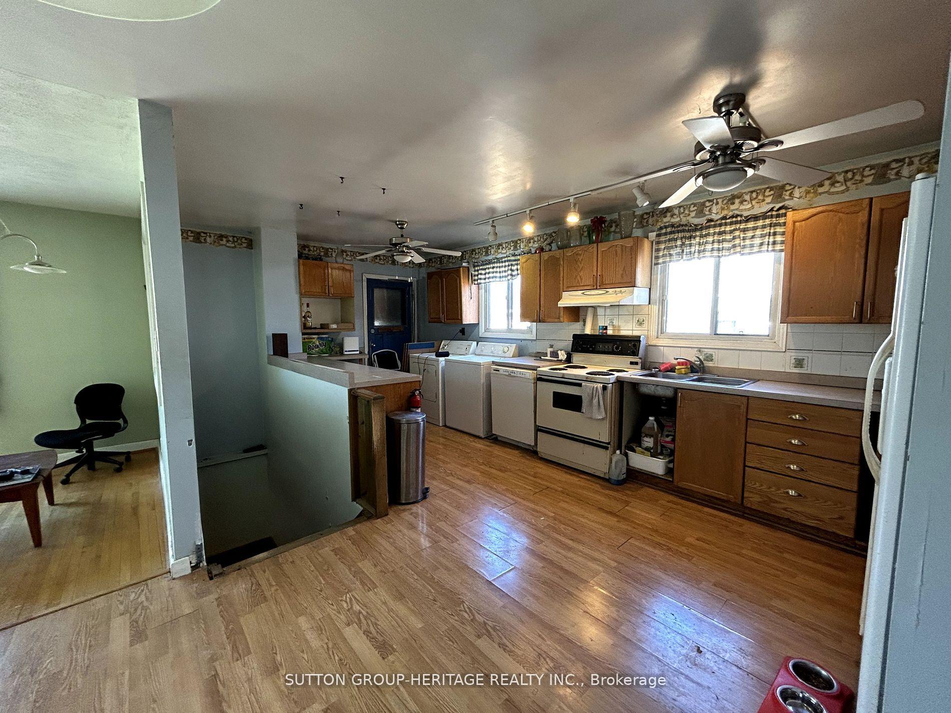 Photo 4 of 31 Georgina Drive, Ajax, Central West — HOMEH