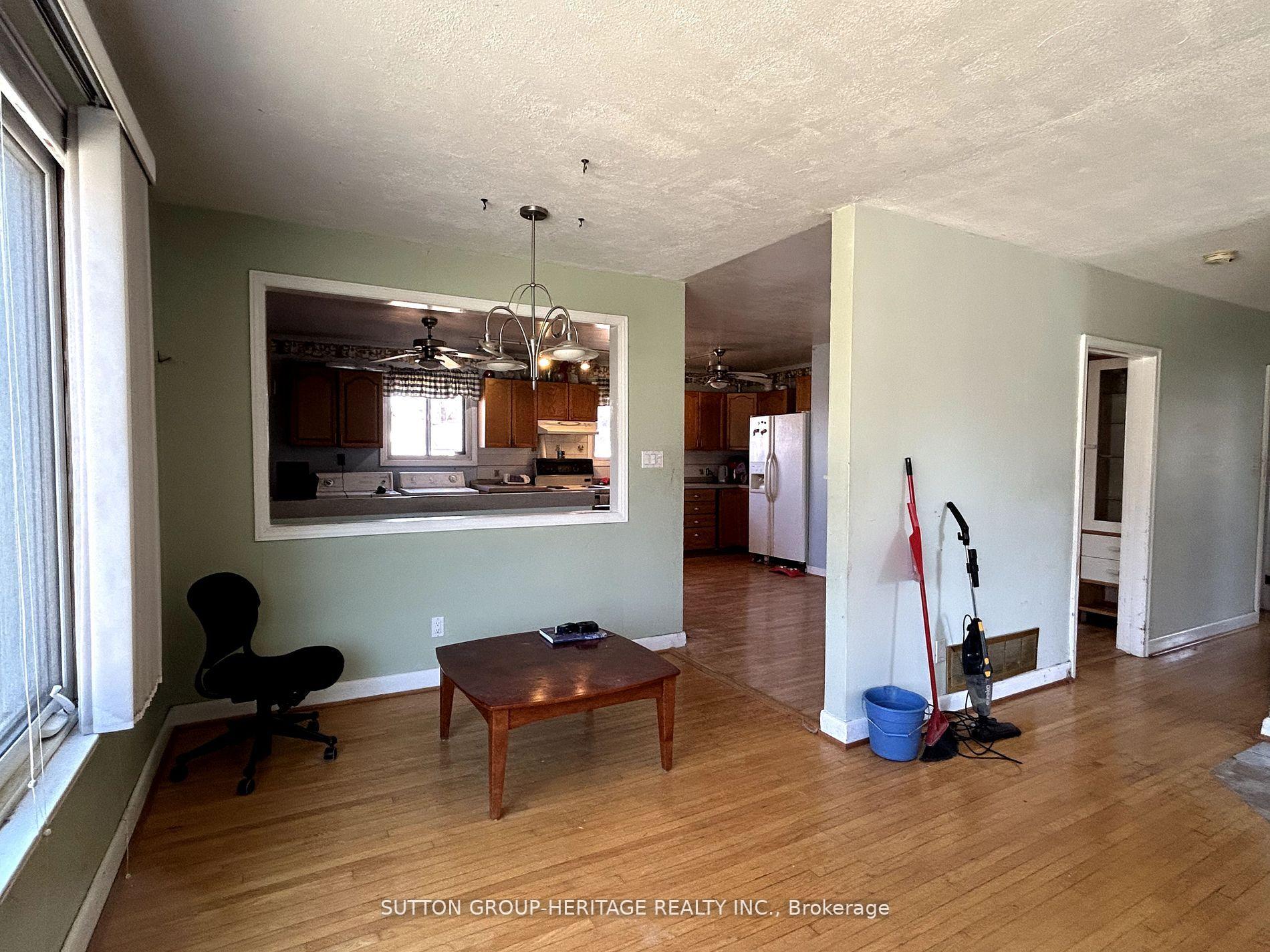 Photo 8 of 31 Georgina Drive, Ajax, Central West — HOMEH
